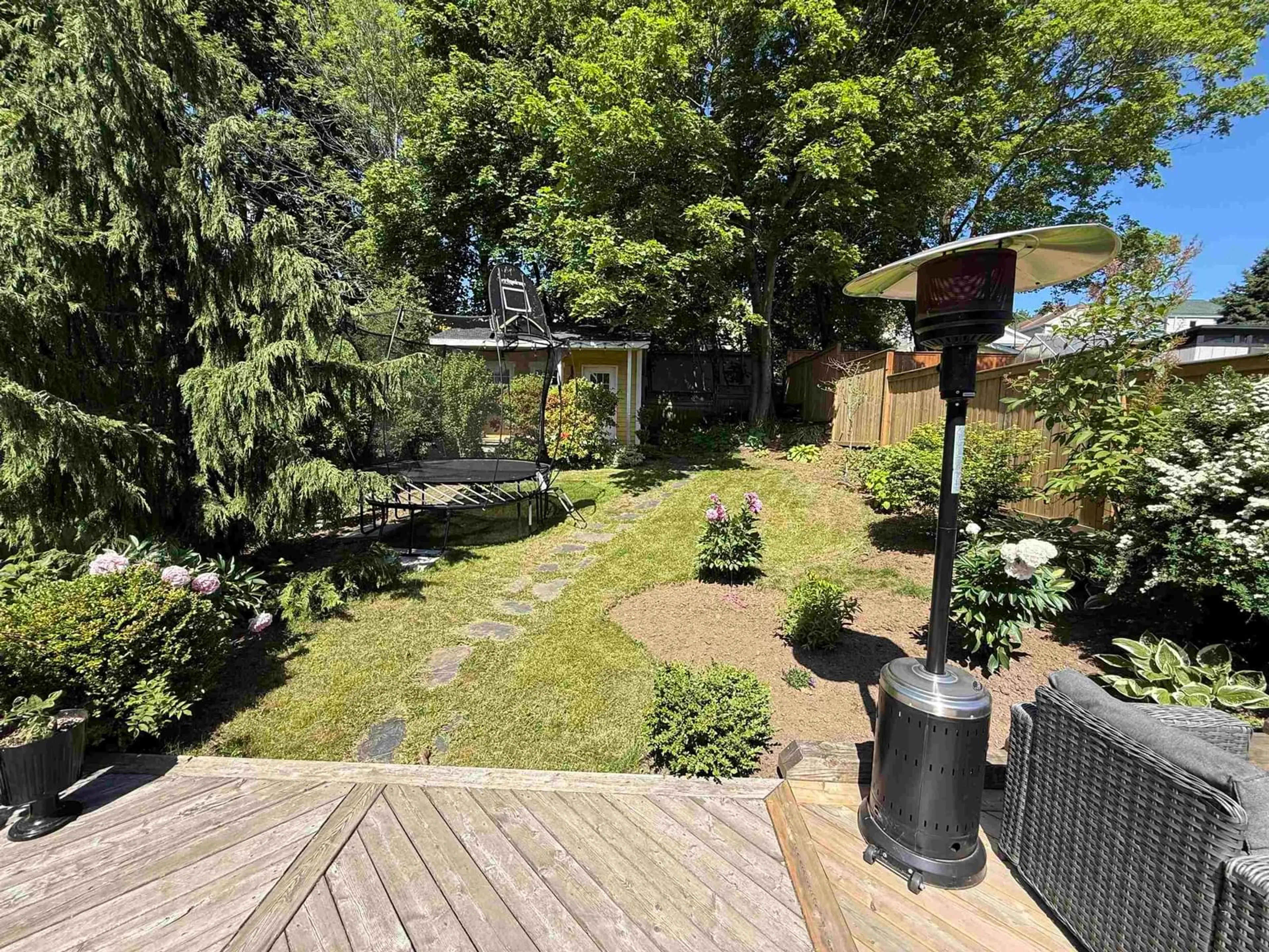 A pic from outside/outdoor area/front of a property/back of a property/a pic from drone, forest/trees view for 2551 Sherwood St, Halifax Nova Scotia B3L 3G9