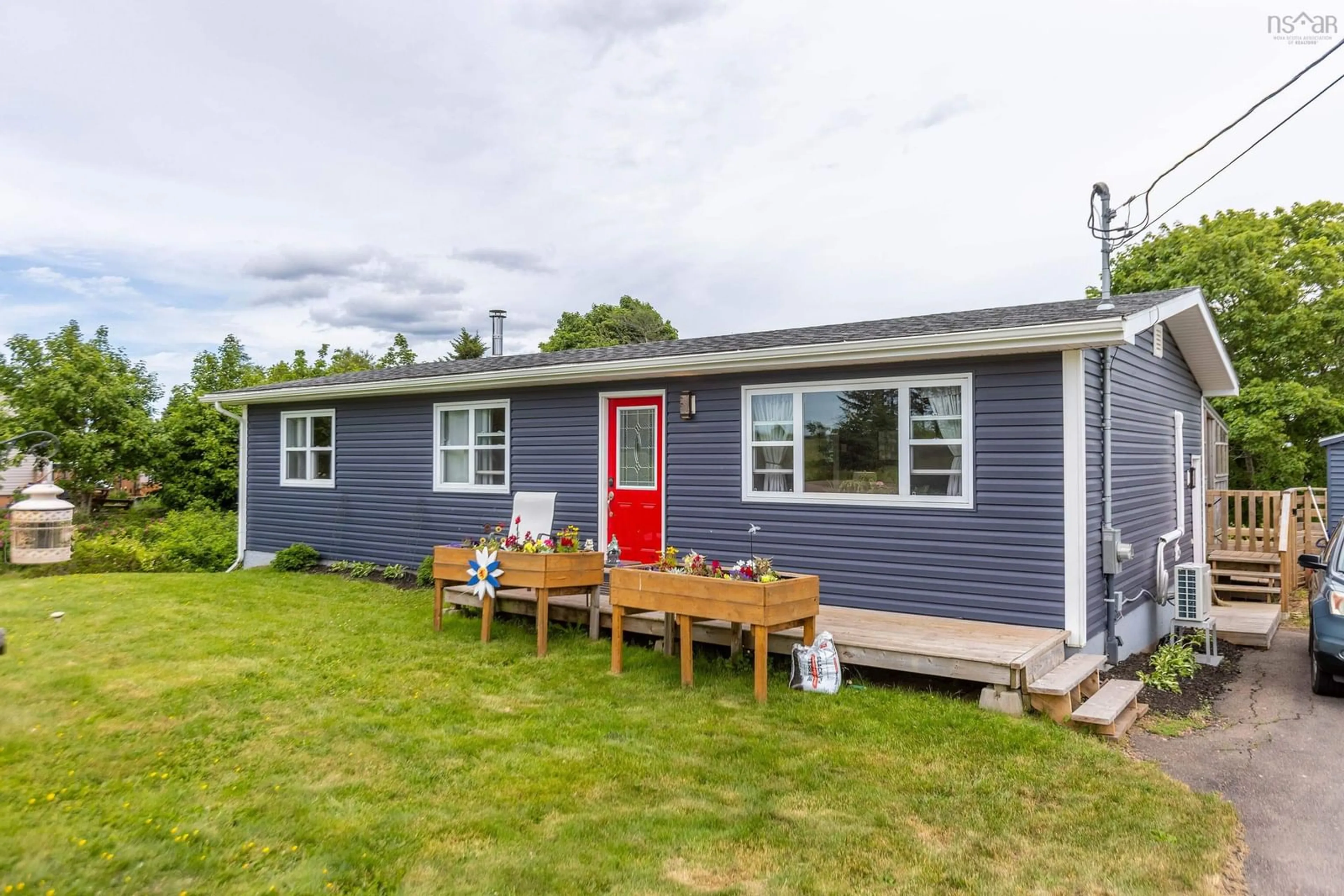 A pic from outside/outdoor area/front of a property/back of a property/a pic from drone, unknown for 1522 Fort Lawrence Rd, Fort Lawrence Nova Scotia B4H 3Y5