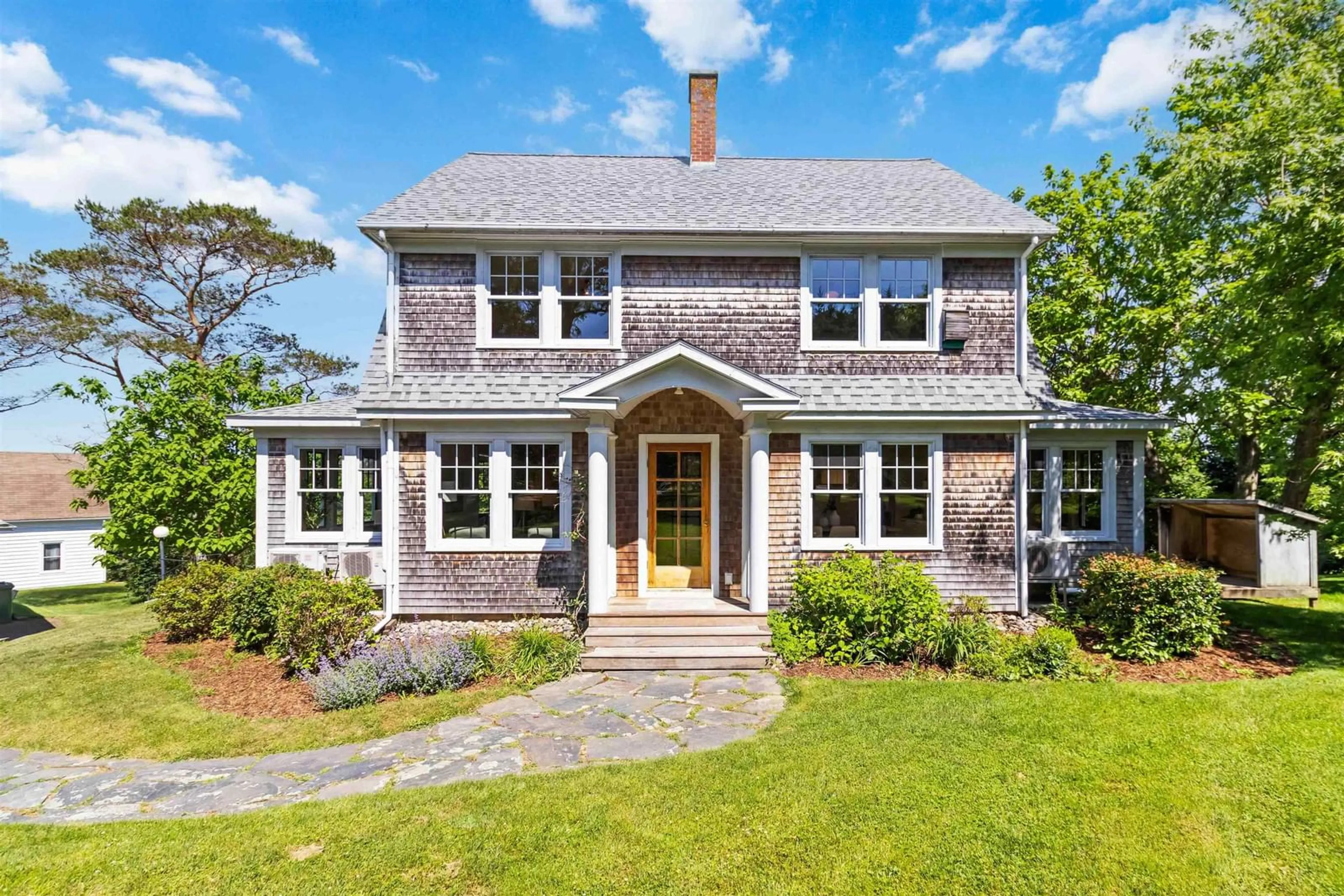 Home with brick exterior material, street for 86 Tremont St, Chester Nova Scotia B0J 1J0