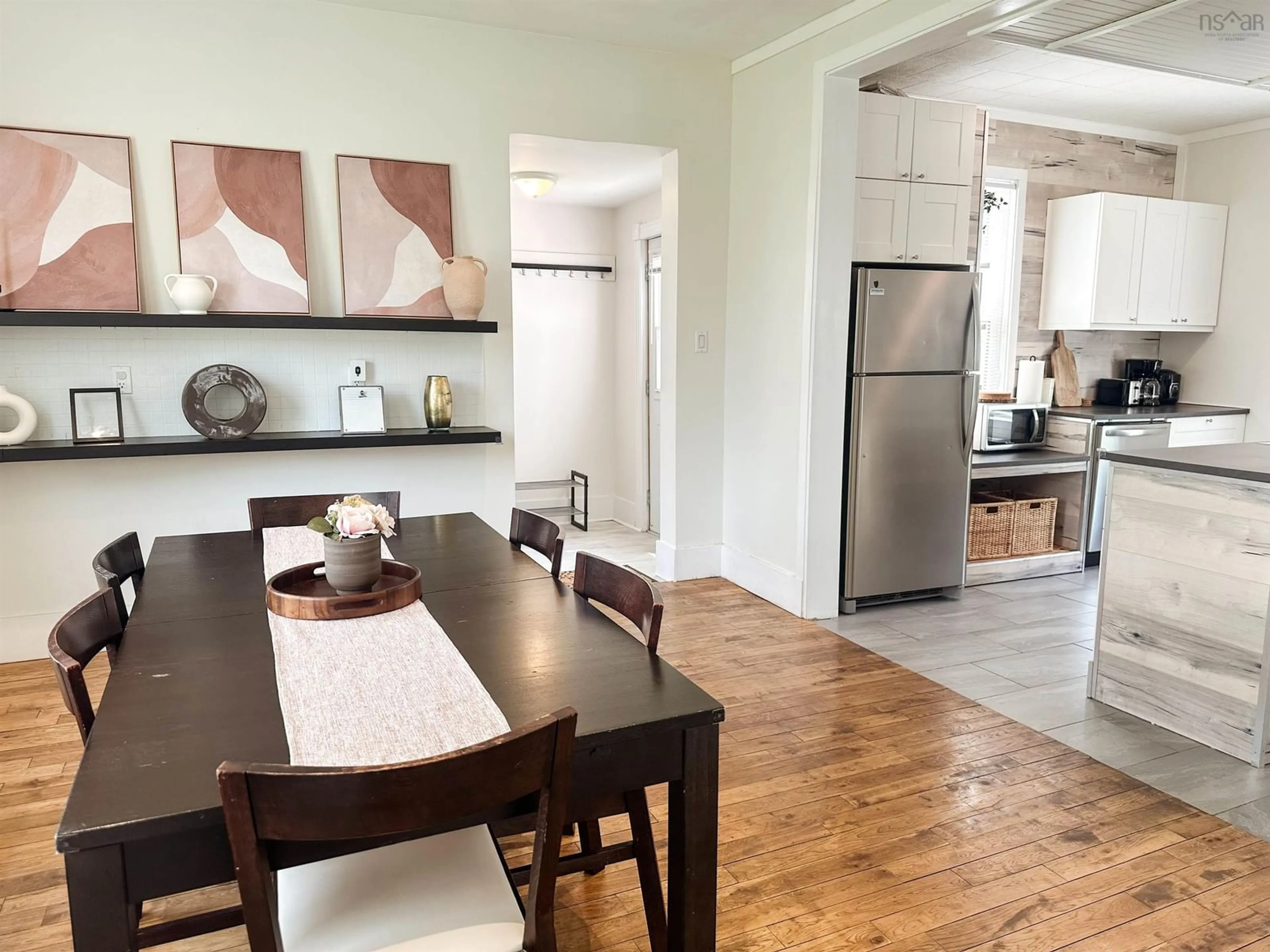 Open concept kitchen, wood/laminate floor for 124 Mackay St, New Glasgow Nova Scotia B2H 3H7