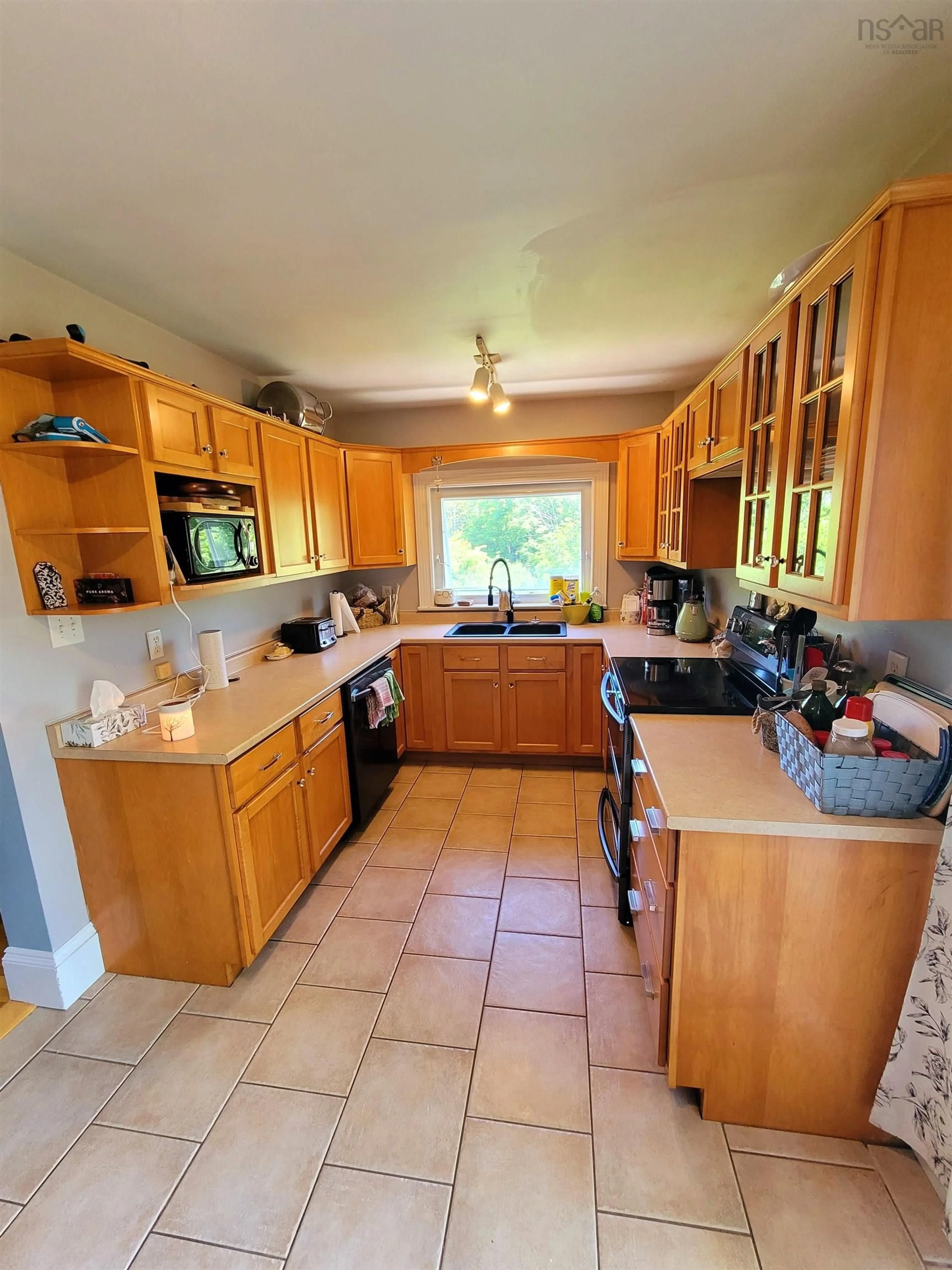 Standard kitchen, ceramic/tile floor for 78 Rigby Rd, Sydney Nova Scotia B1P 4T6