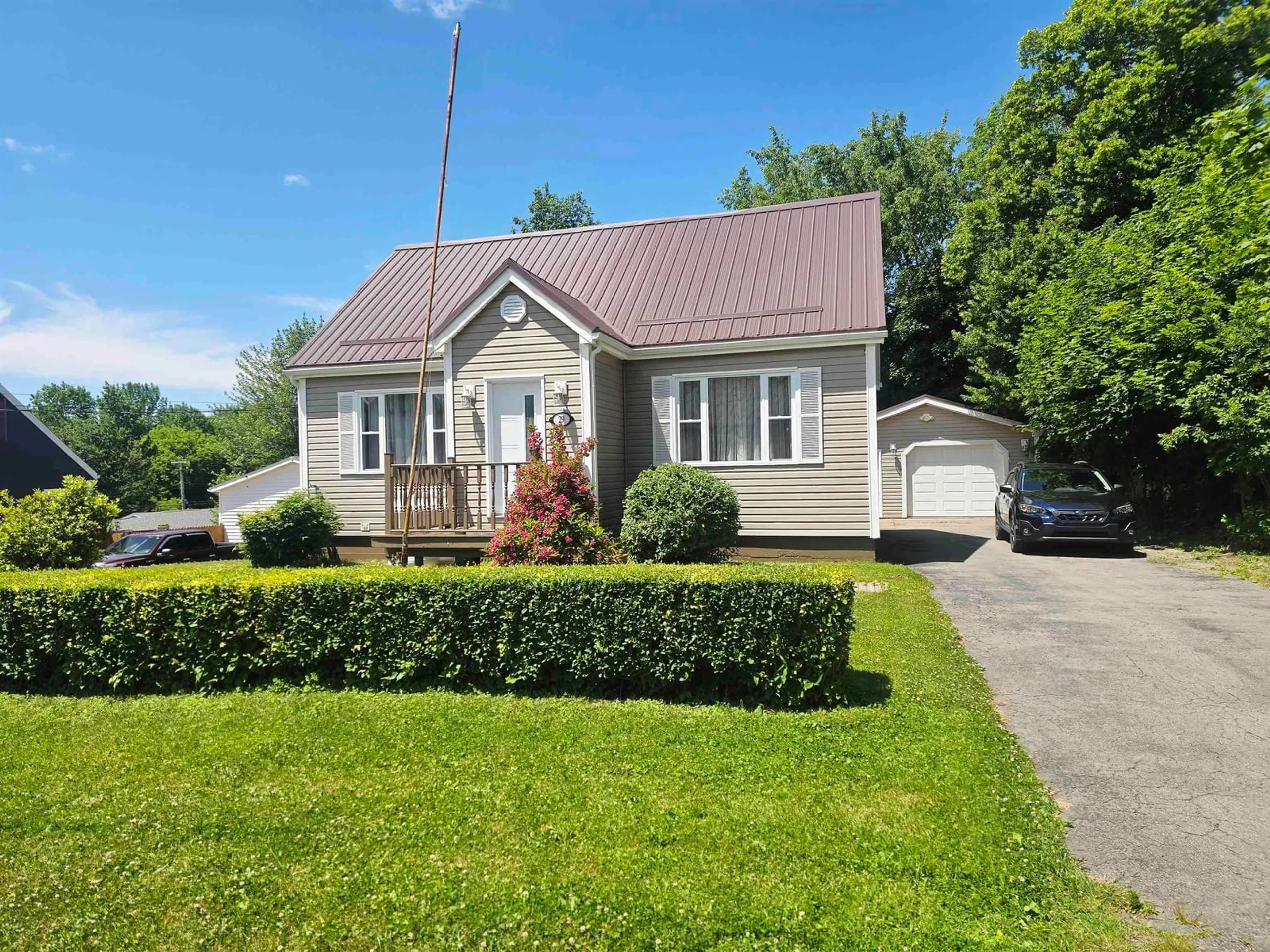 A pic from outside/outdoor area/front of a property/back of a property/a pic from drone, street for 29 Fifth St, Trenton Nova Scotia B0K 1X0