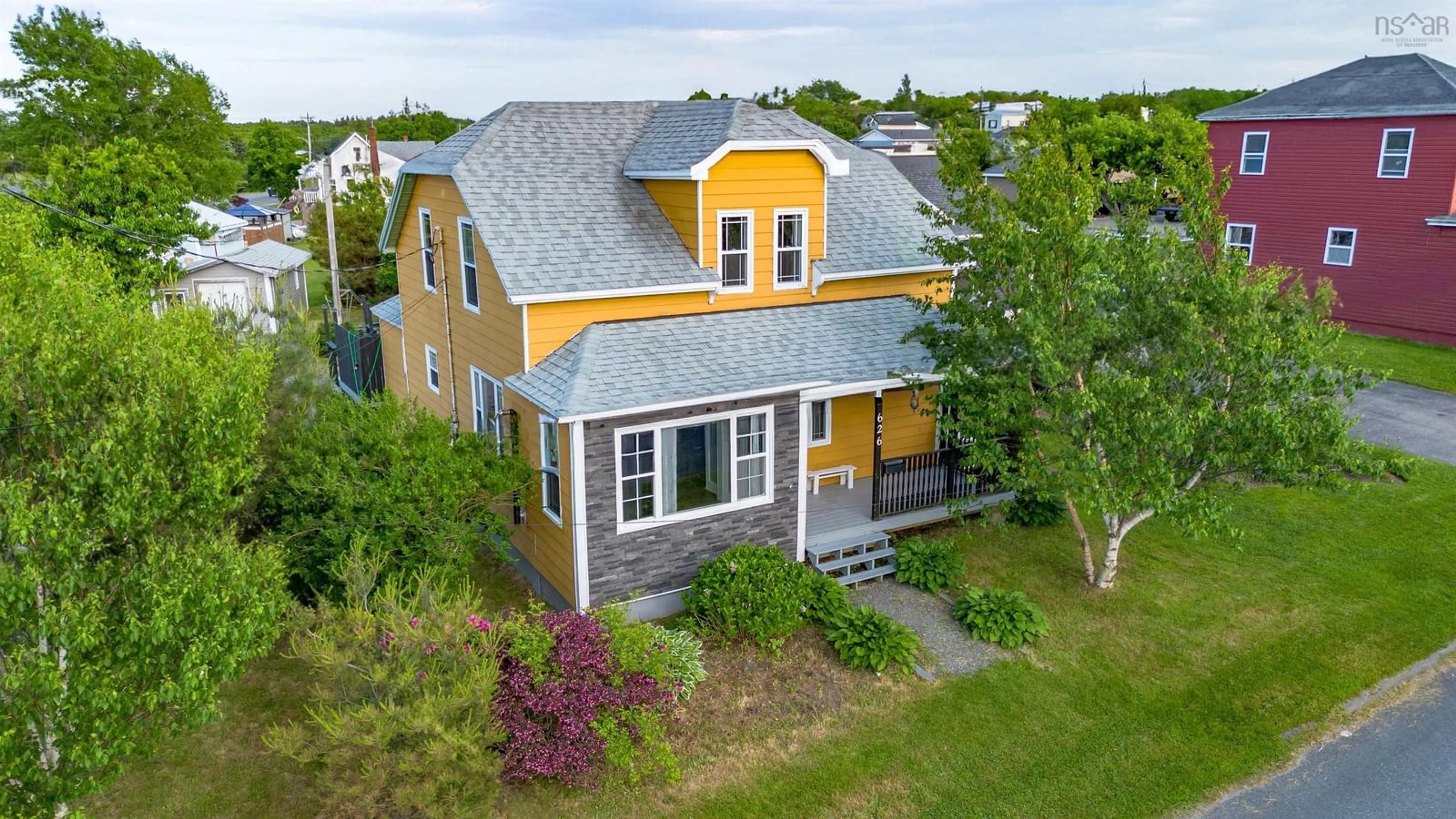 A pic from outside/outdoor area/front of a property/back of a property/a pic from drone, unknown for 626 St. Joseph St, New Waterford Nova Scotia B1H 4G8