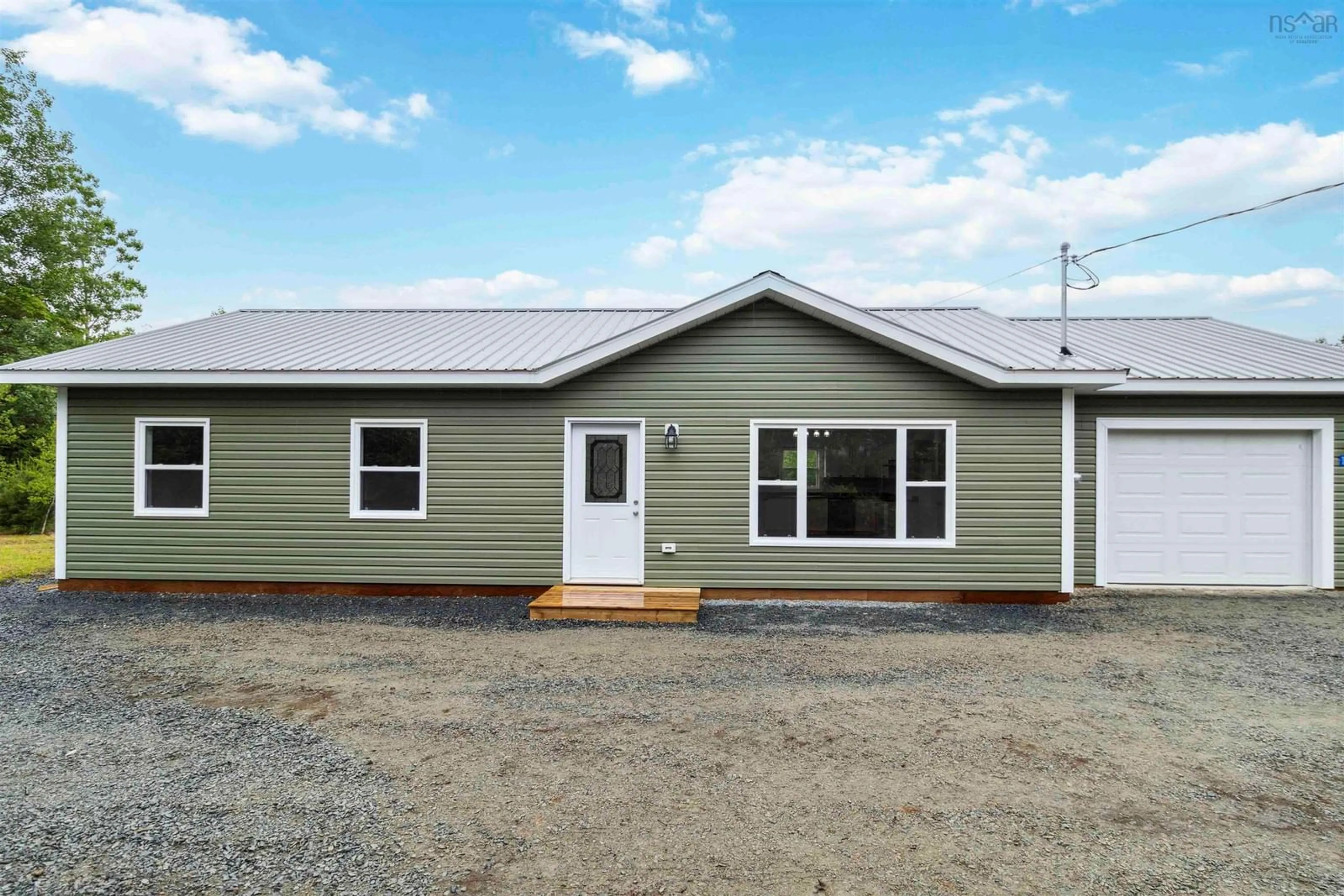 Home with vinyl exterior material, building for 1339 Conquerall Rd, Conquerall Mills Nova Scotia B4V 6C7