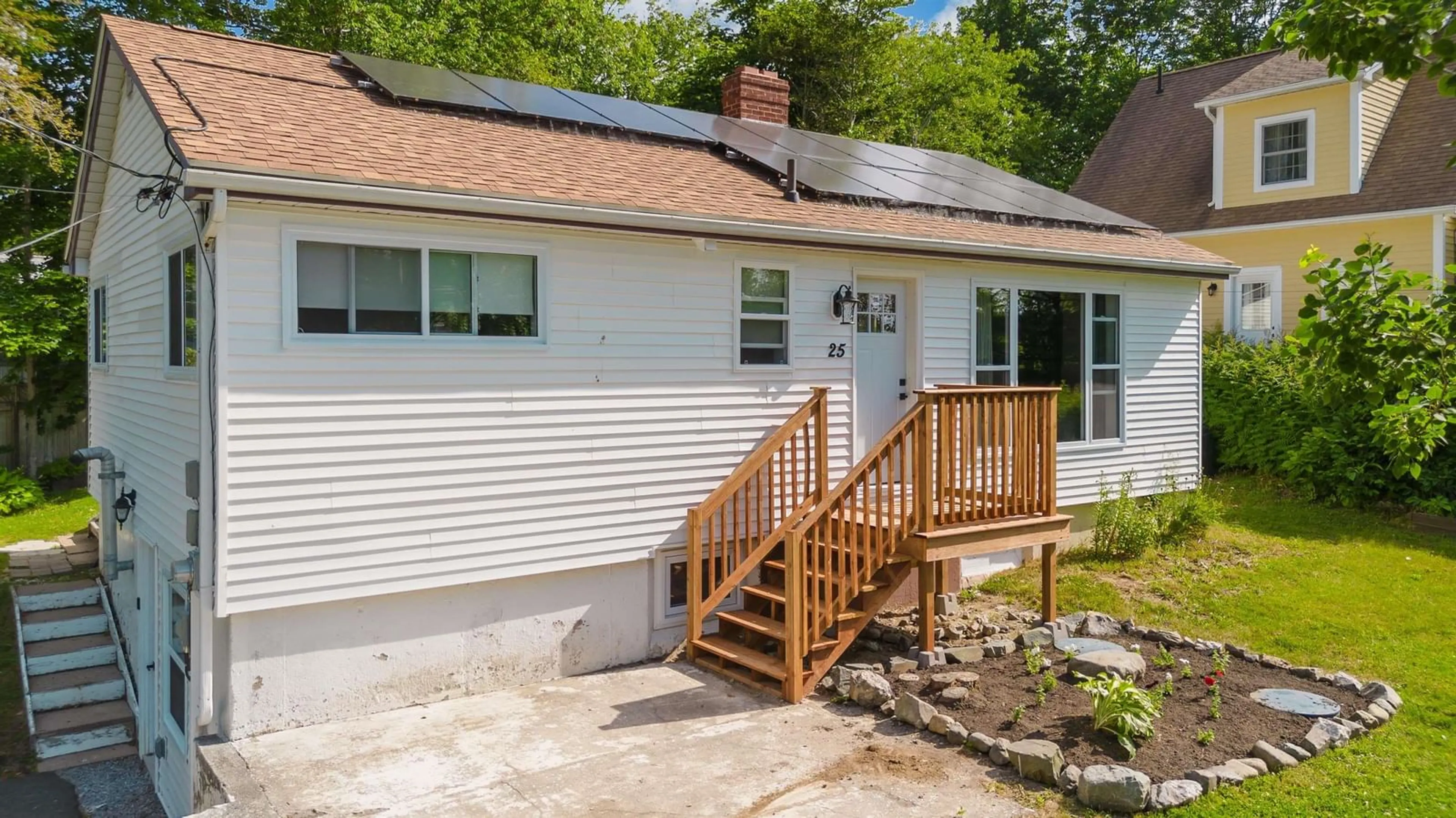 Home with vinyl exterior material, street for 25 Palmer Rd, Waverley Nova Scotia B2R 1P7