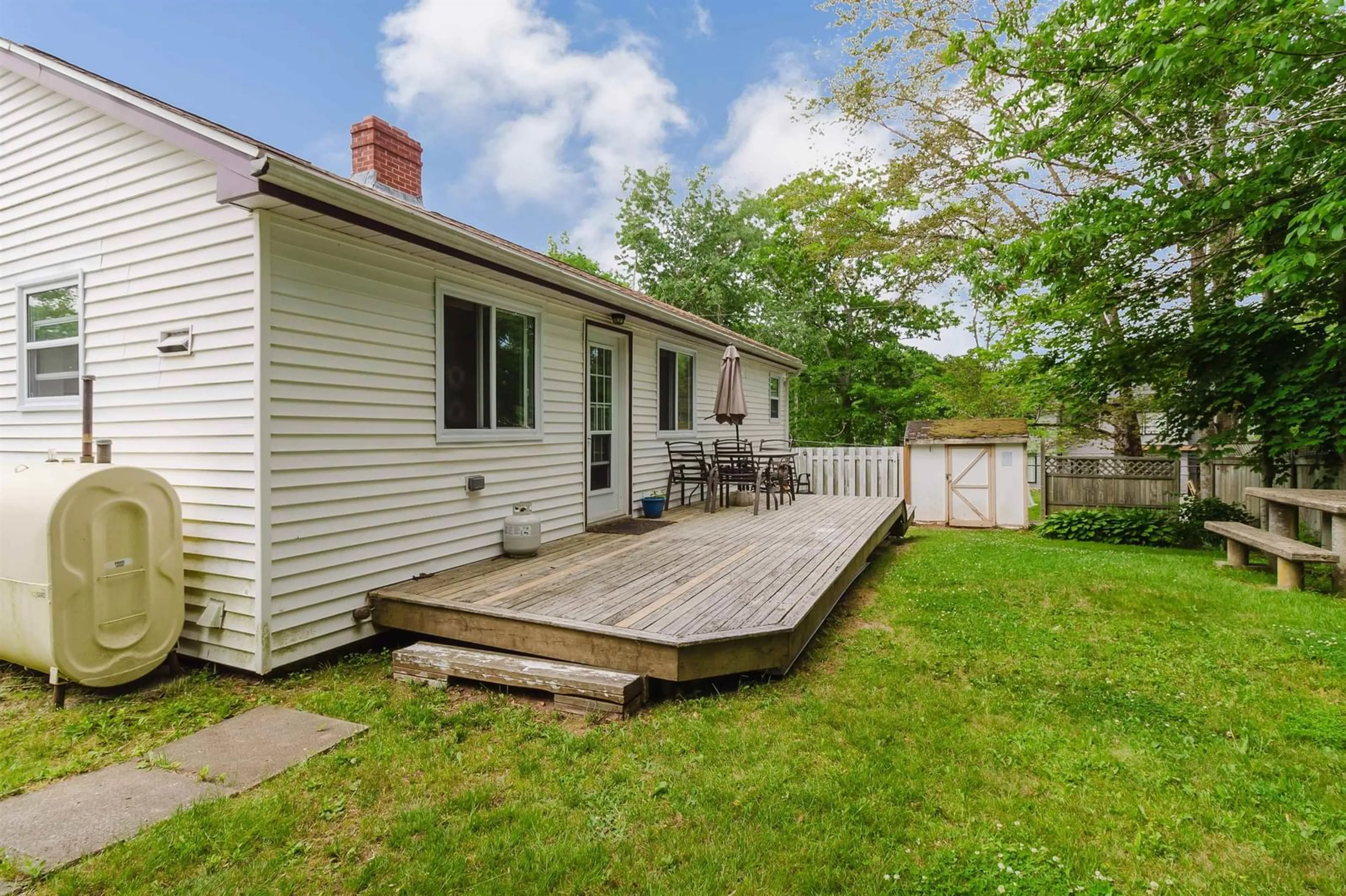 Patio, street for 25 Palmer Rd, Waverley Nova Scotia B2R 1P7