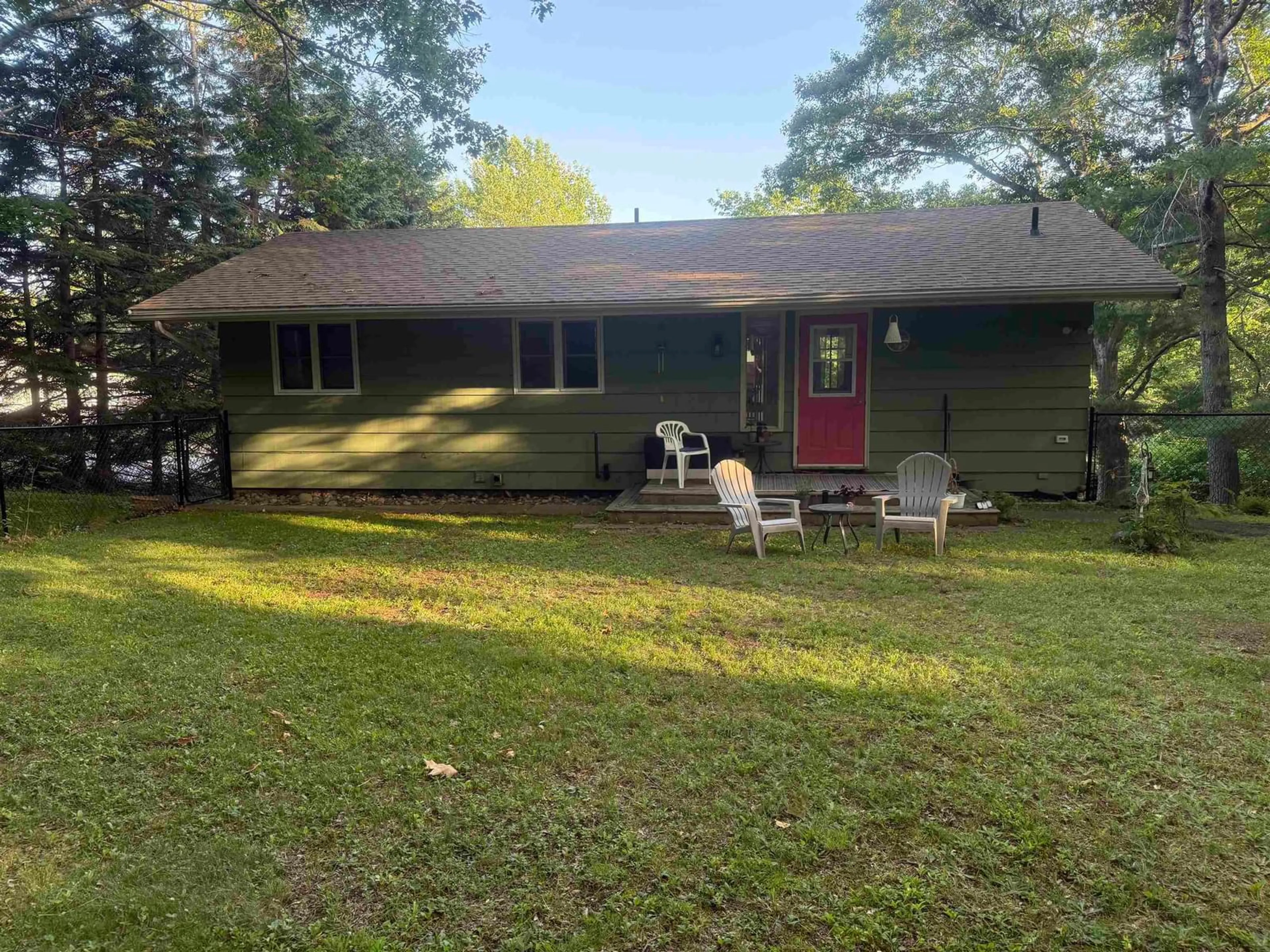 A pic from outside/outdoor area/front of a property/back of a property/a pic from drone, unknown for 39 Keddy Bridge Rd, Oakland Nova Scotia B0J 2E0