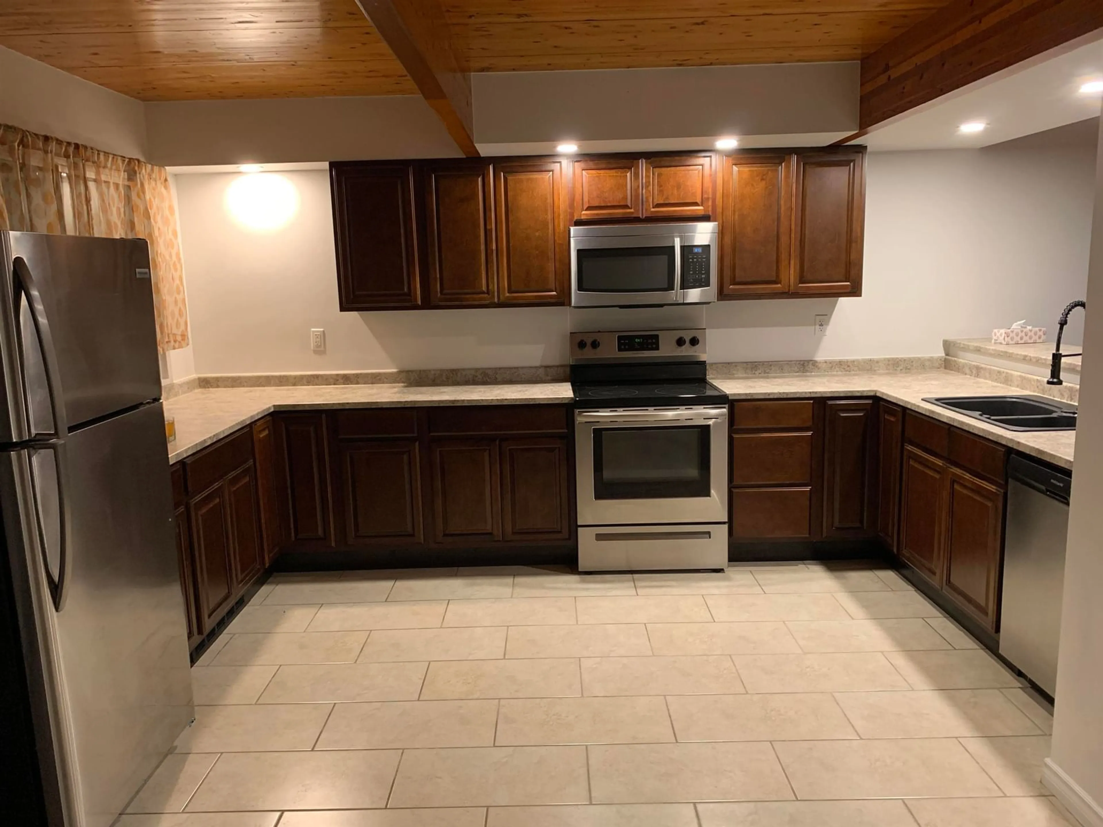 Standard kitchen, ceramic/tile floor for 114 Ridge Valley Rd, Spryfield Nova Scotia B3P 2J9