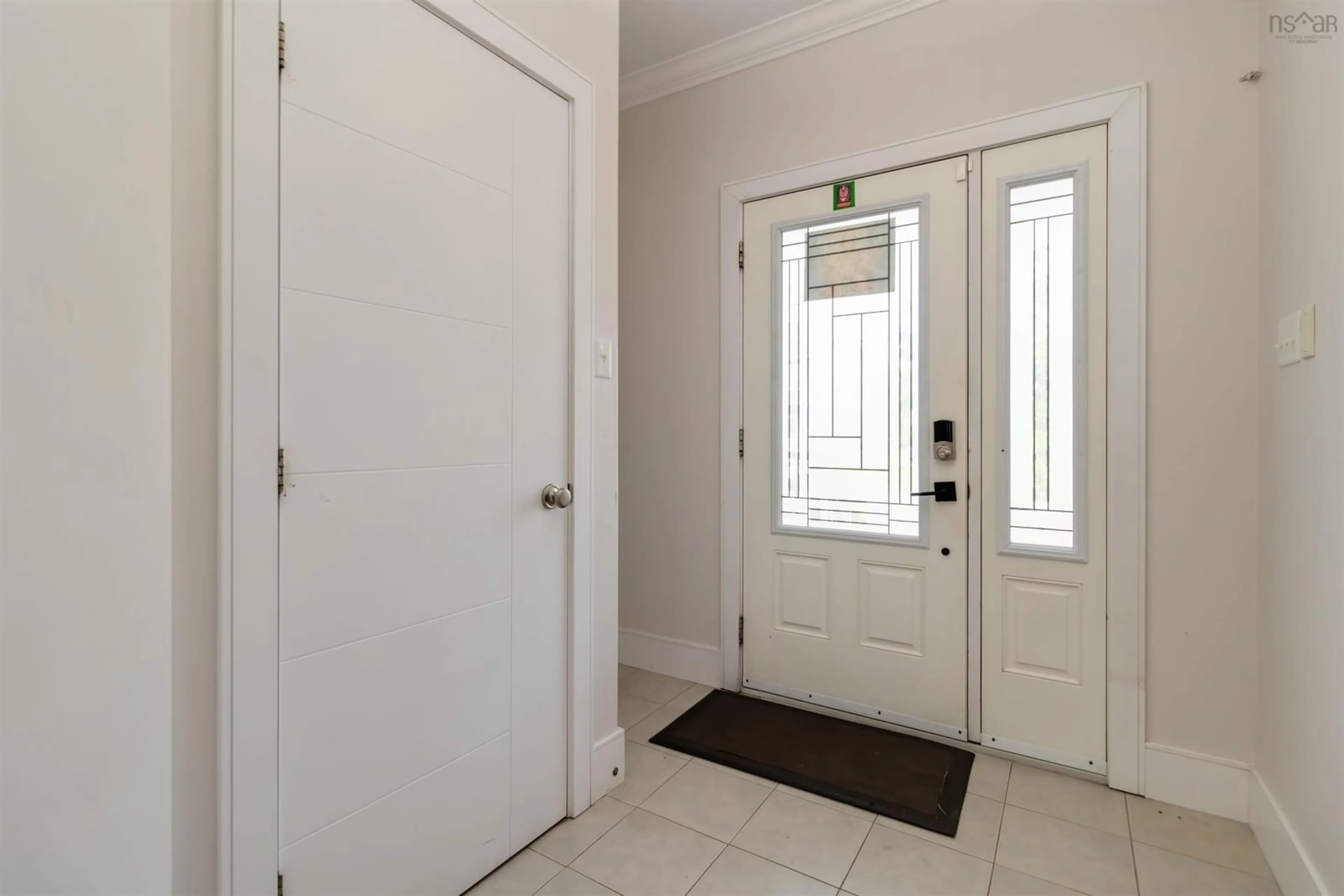 Indoor entryway for 98 Larkview Terr, Bedford Nova Scotia B4B 0M4