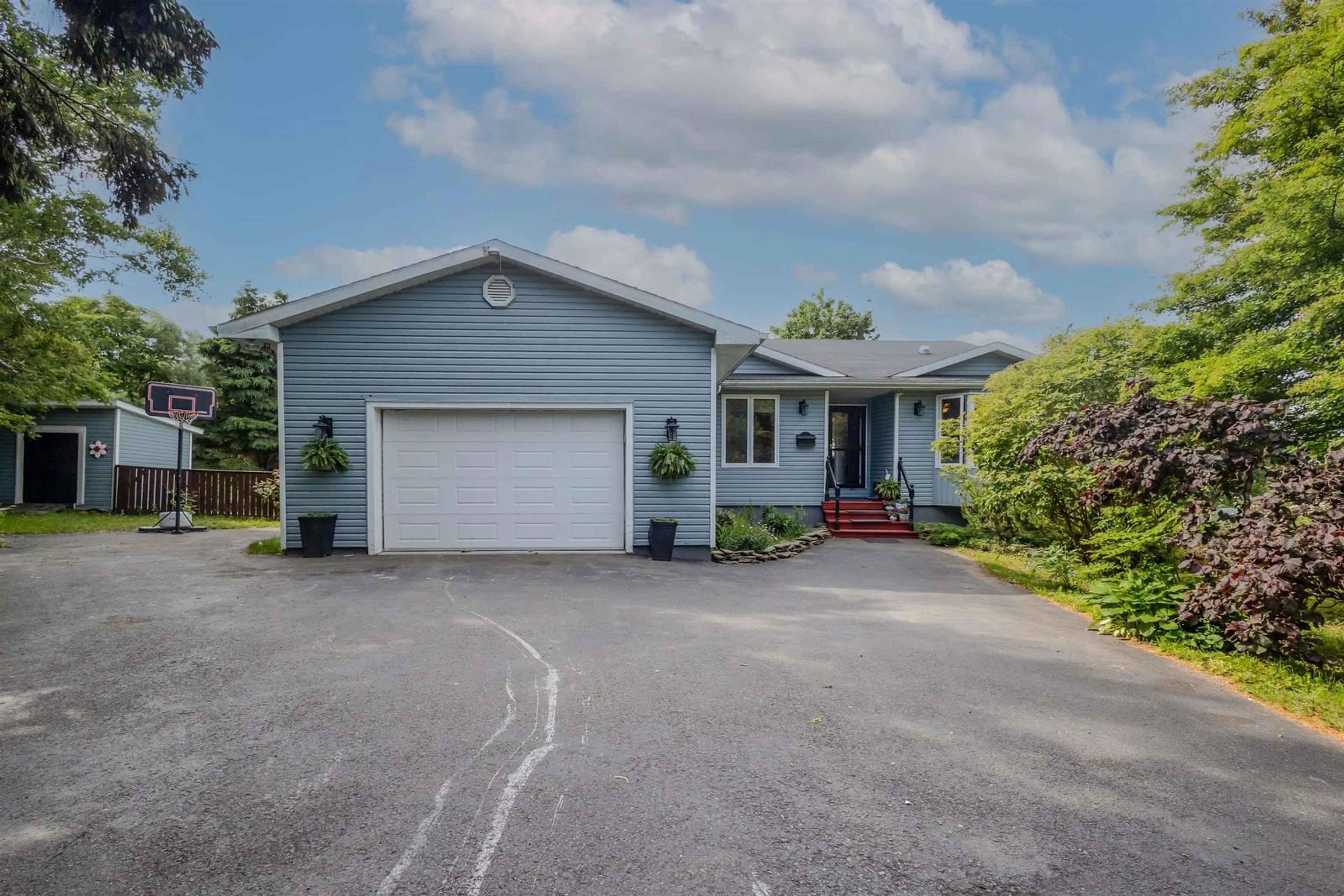 Unknown for 2660 Lingan Rd, New Waterford Nova Scotia B1H 4K2