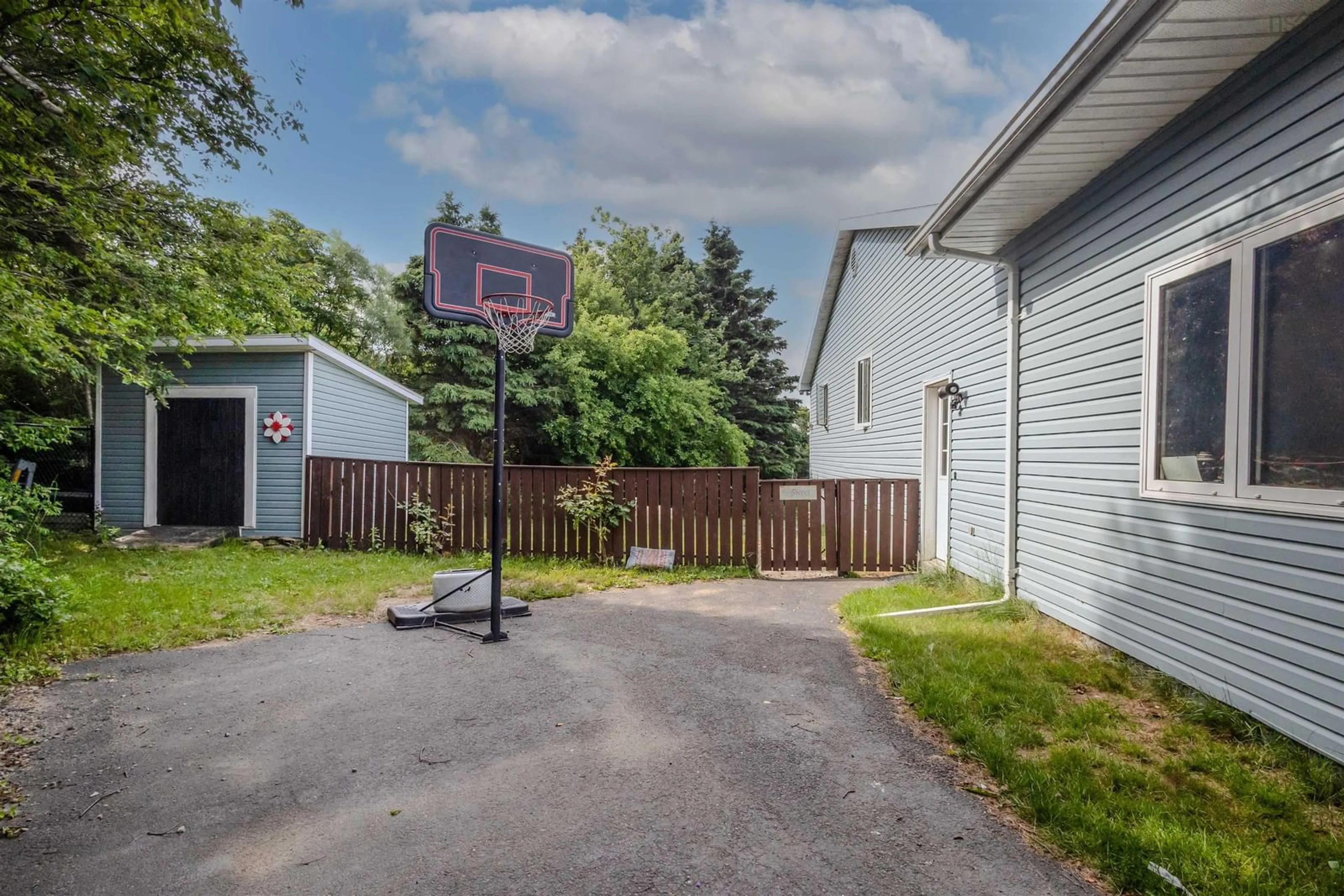 Unknown for 2660 Lingan Rd, New Waterford Nova Scotia B1H 4K2