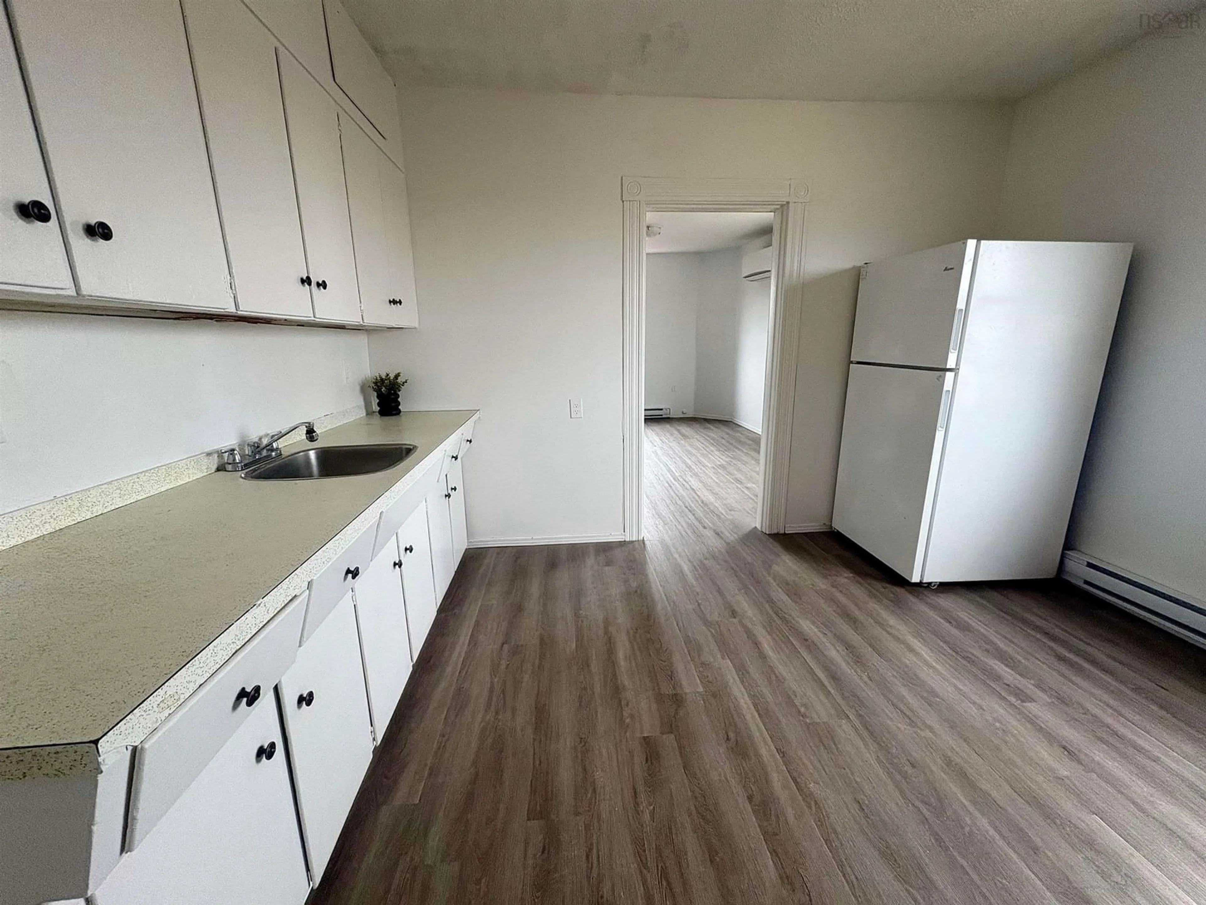 A pic of a room for 818 Donkin Hwy, Donkin Nova Scotia B1A 6P2
