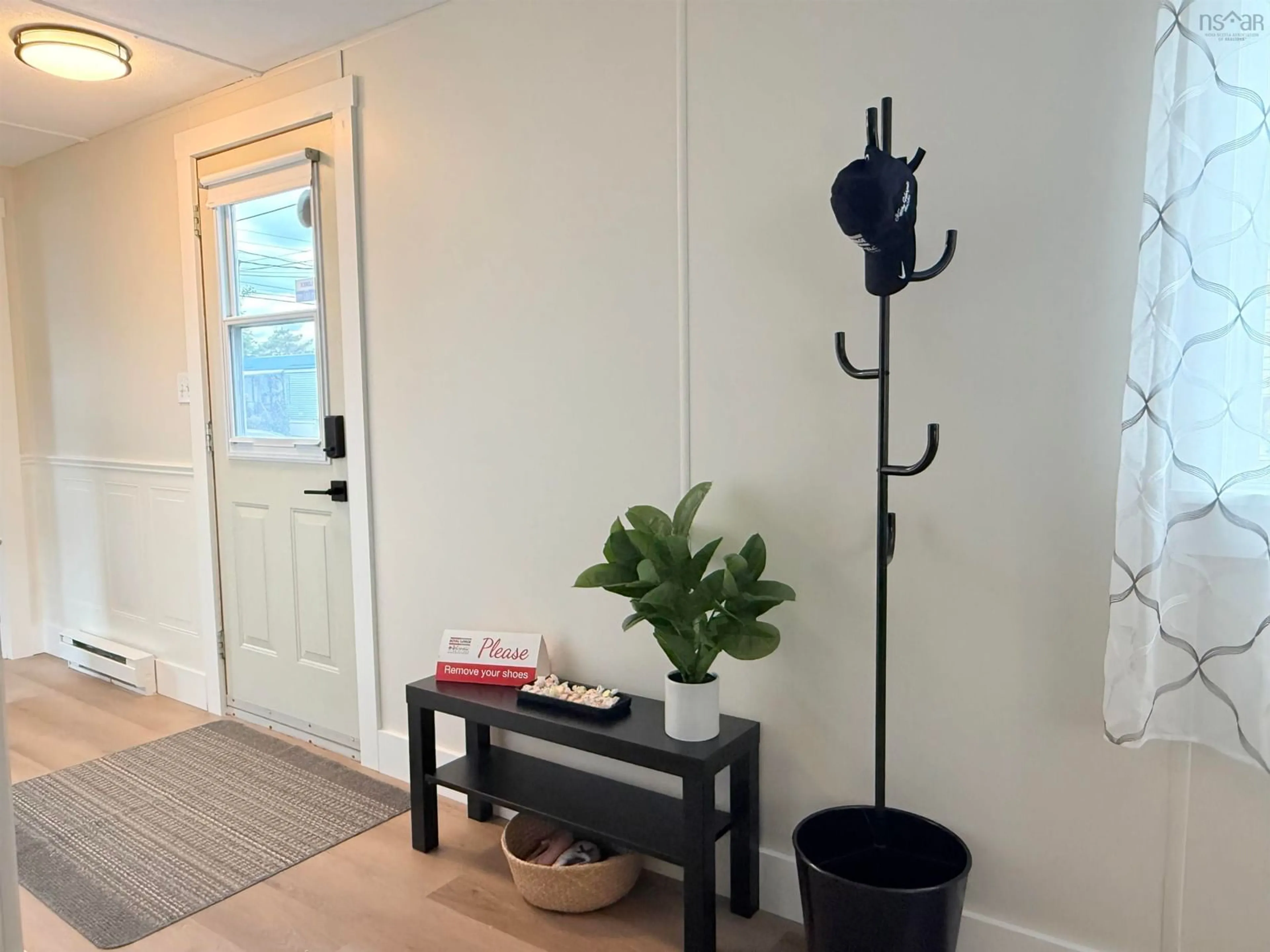 Indoor entryway for 21 College Crt, Bible Hill Nova Scotia B2N 6P3