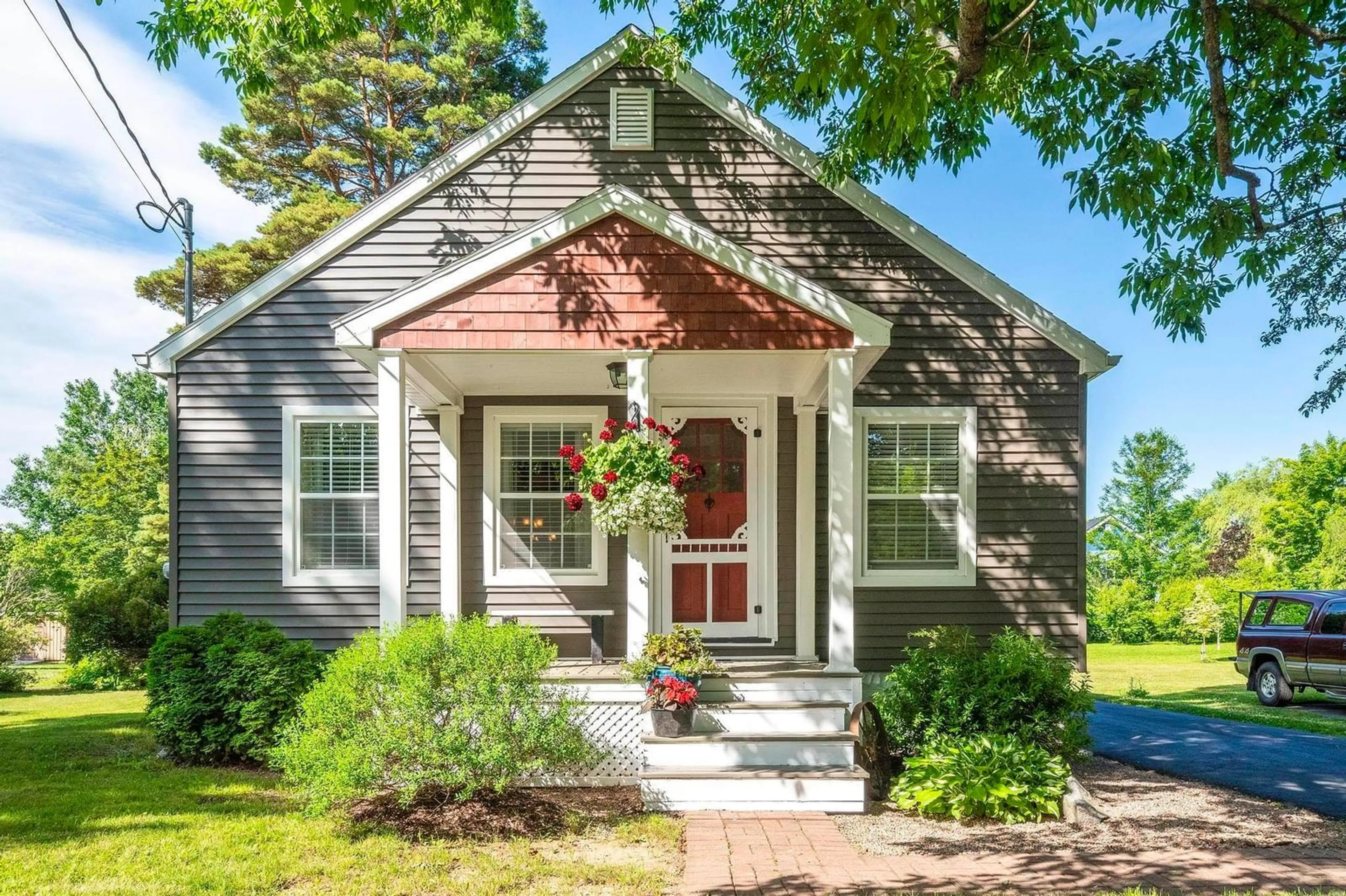 Home with brick exterior material, street for 11 King Street, Middleton Nova Scotia B0S 1P0
