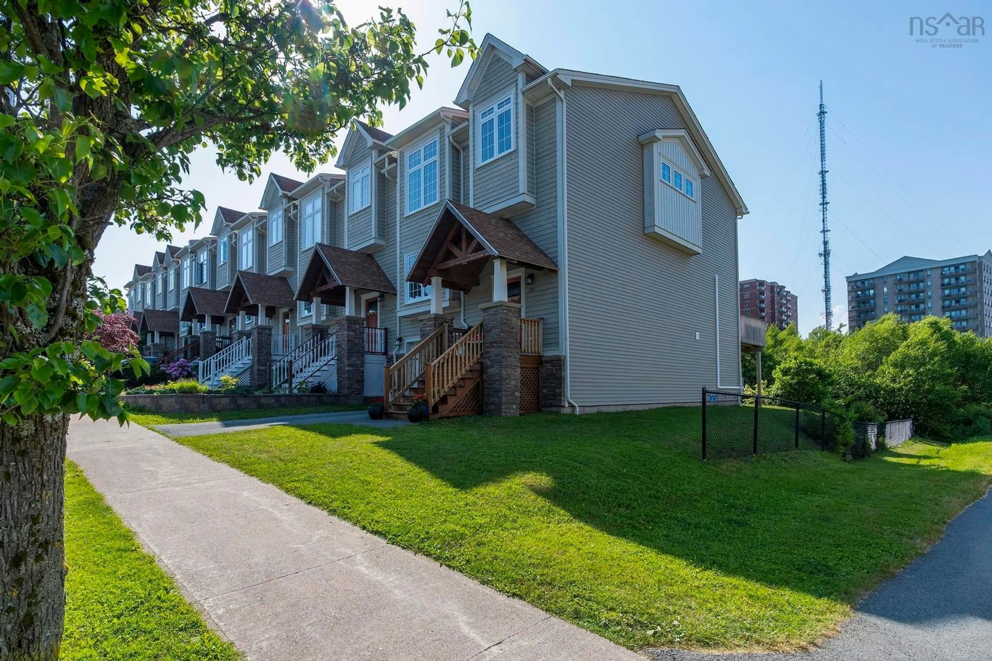 A pic from outside/outdoor area/front of a property/back of a property/a pic from drone, street for 385 Bently Dr, Halifax Nova Scotia B3S 0C9