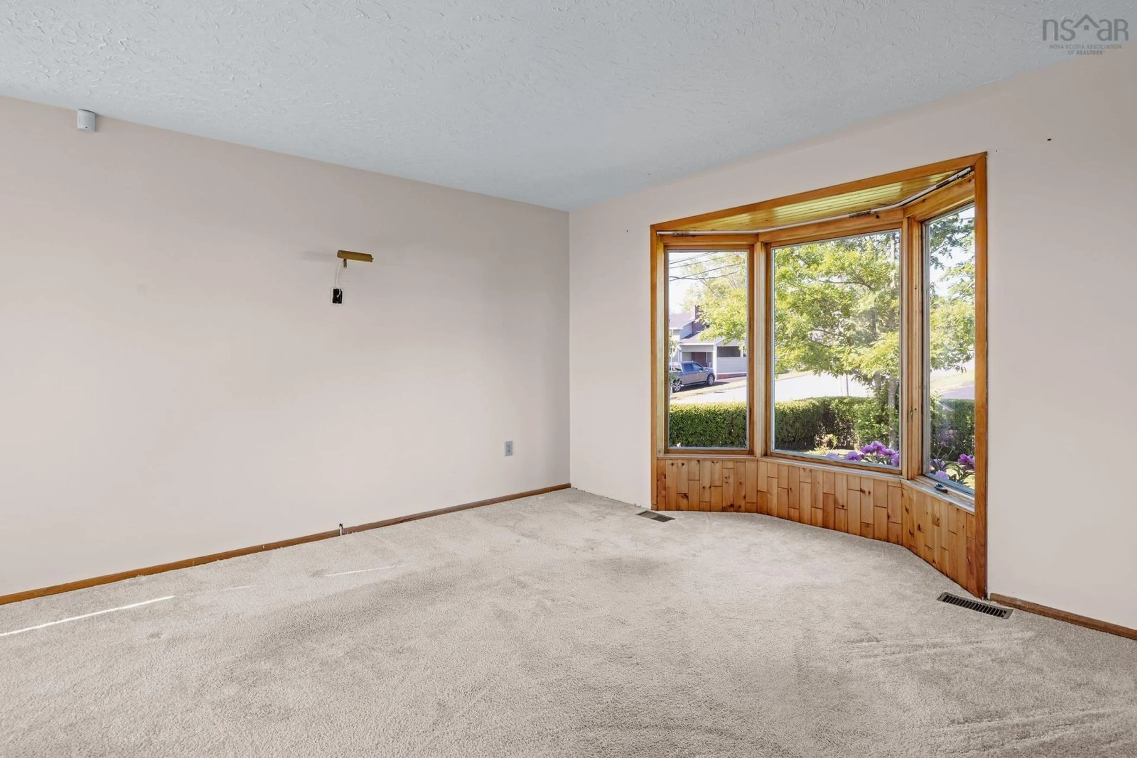 A pic of a room for 41 Elm St, Cole Harbour Nova Scotia B2W 2K4