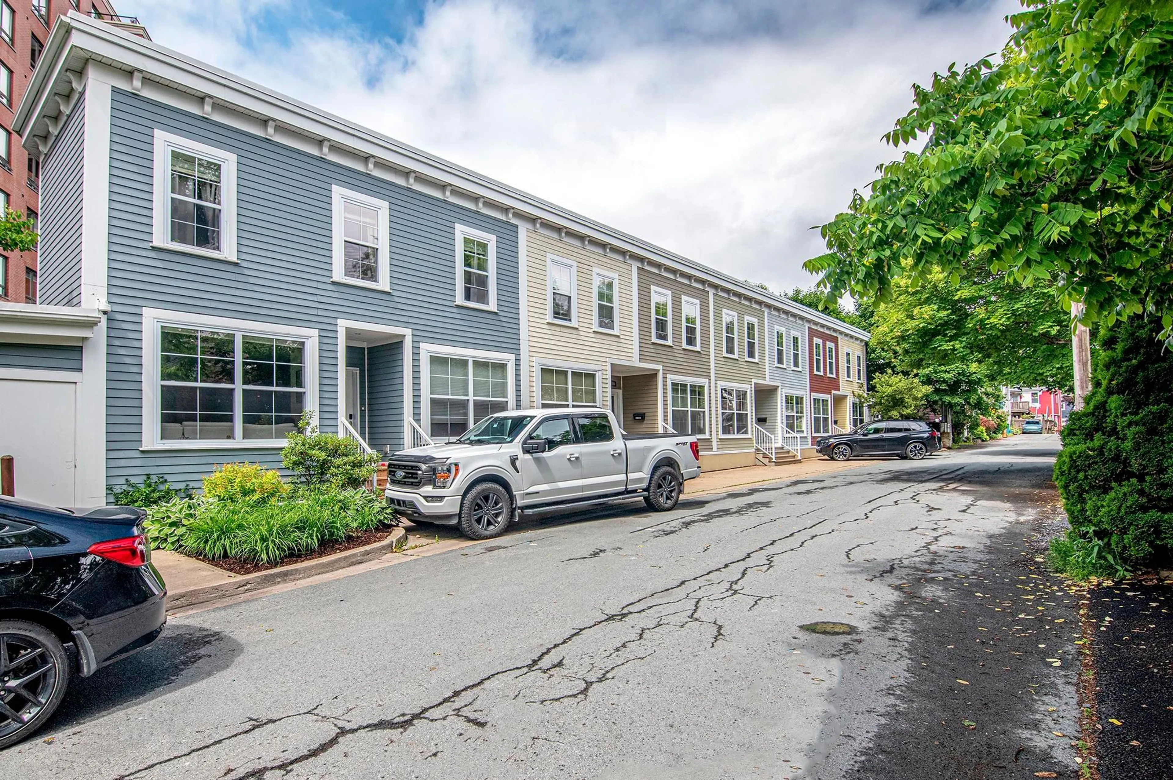 Unknown for 2370 June St, Halifax Nova Scotia B3K 4K3