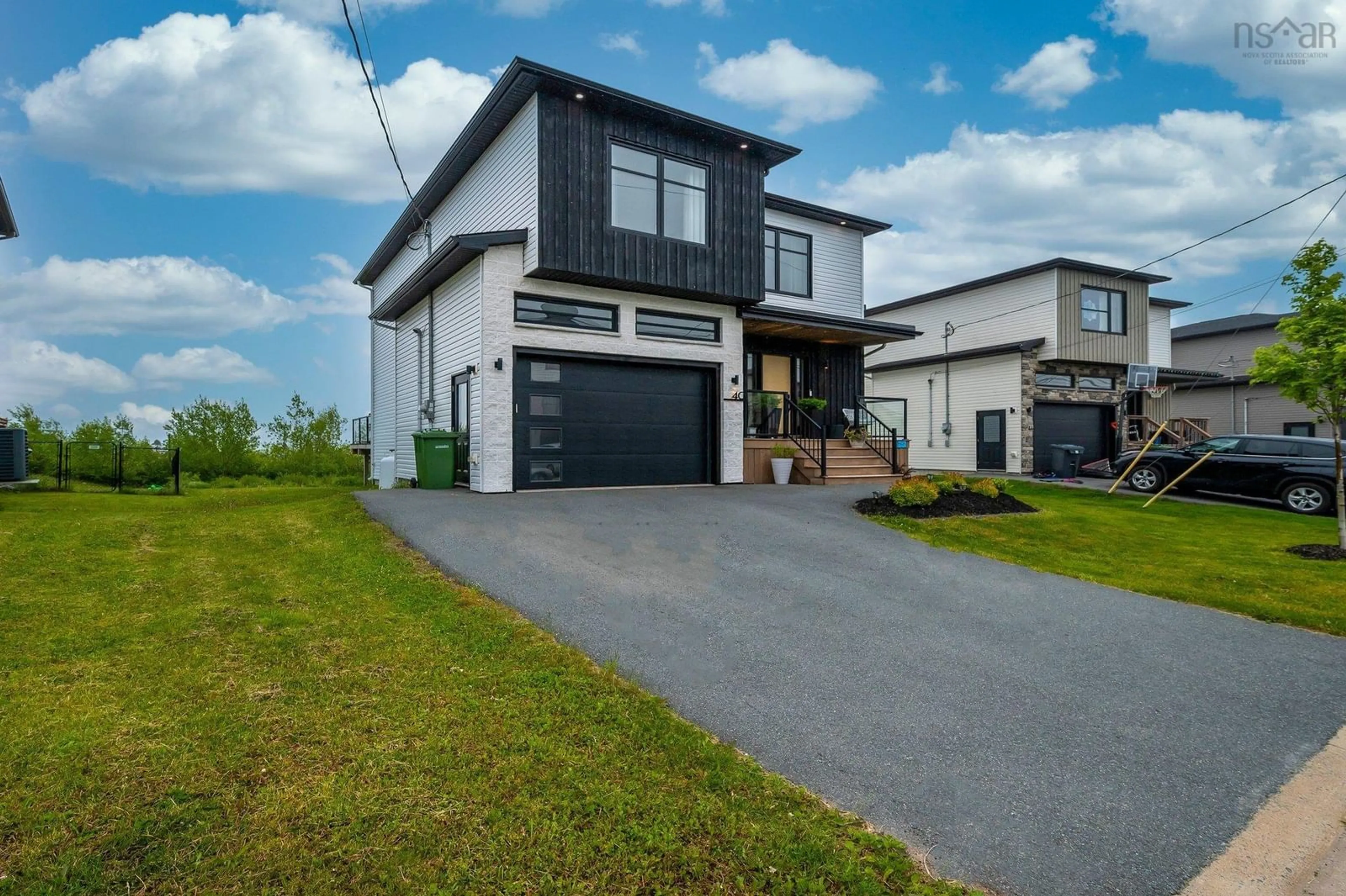 Unknown for 40 Mica Cres, Halifax Nova Scotia B3P 0G8