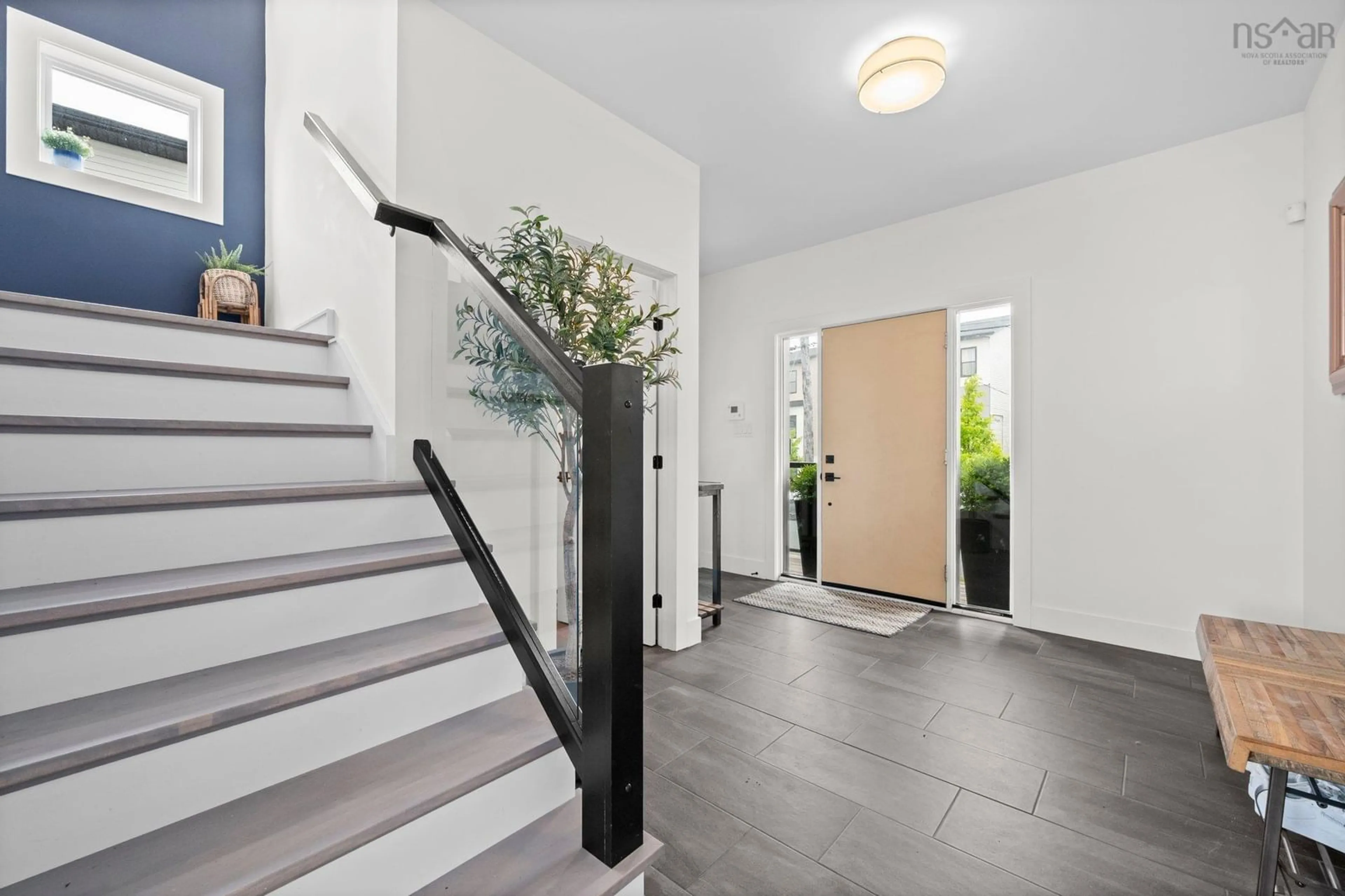 Indoor entryway for 40 Mica Cres, Halifax Nova Scotia B3P 0G8