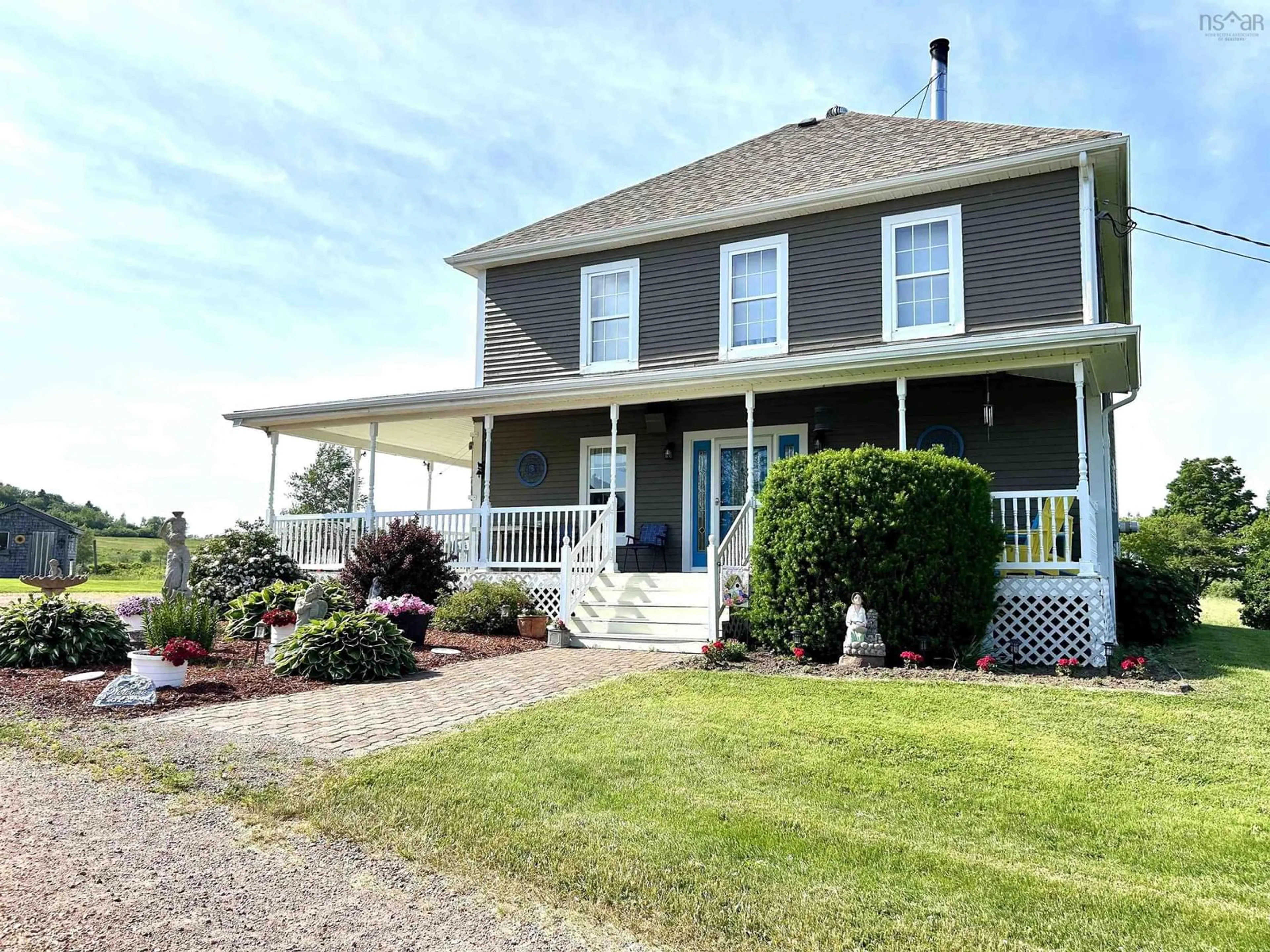 Home with vinyl exterior material, unknown for 3399 Barronsfield Rd, River Hebert Nova Scotia B0L 1G0
