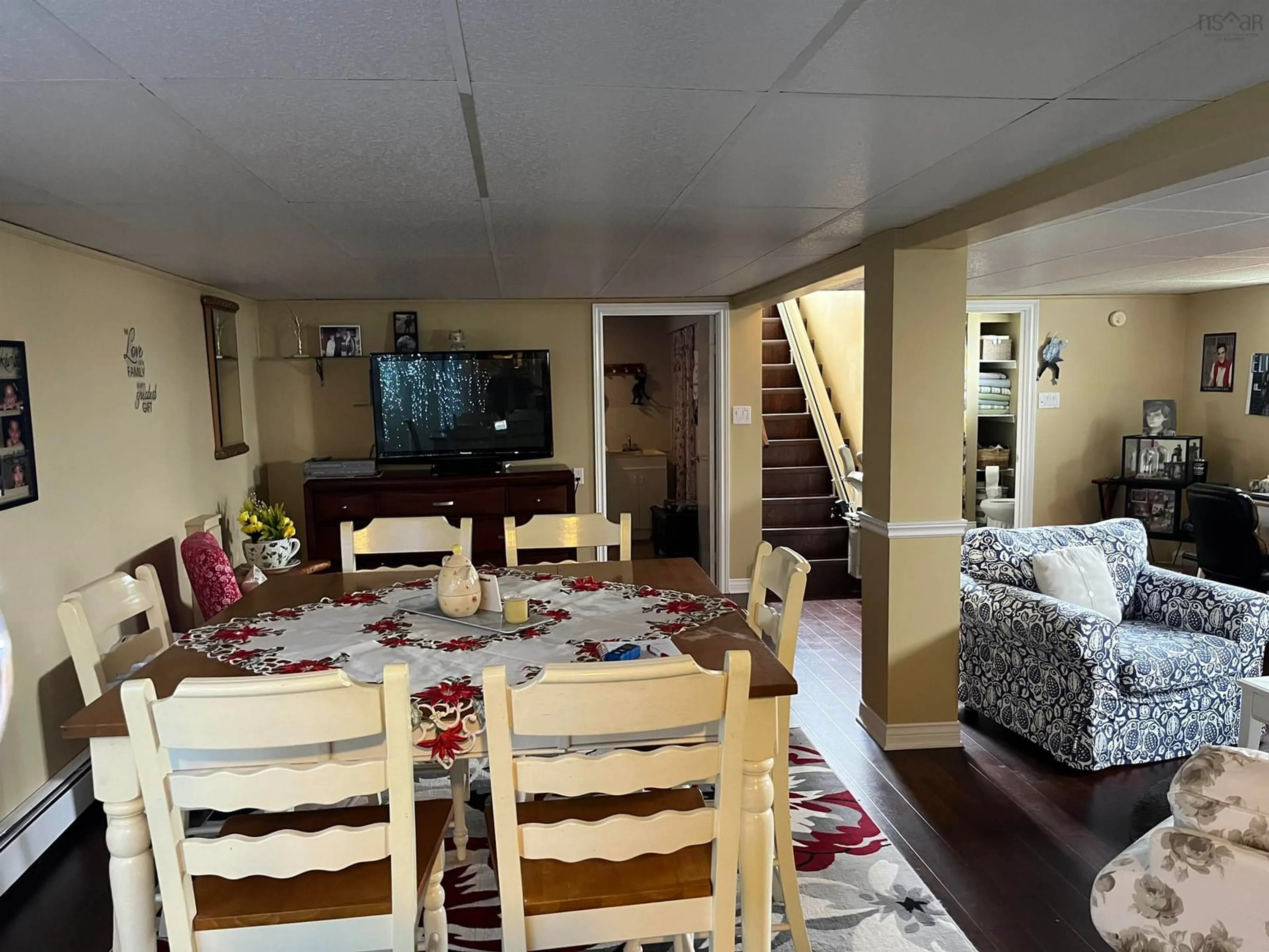 Dining room, unknown for 11 Walley St, Glace Bay Nova Scotia B1A 5N8