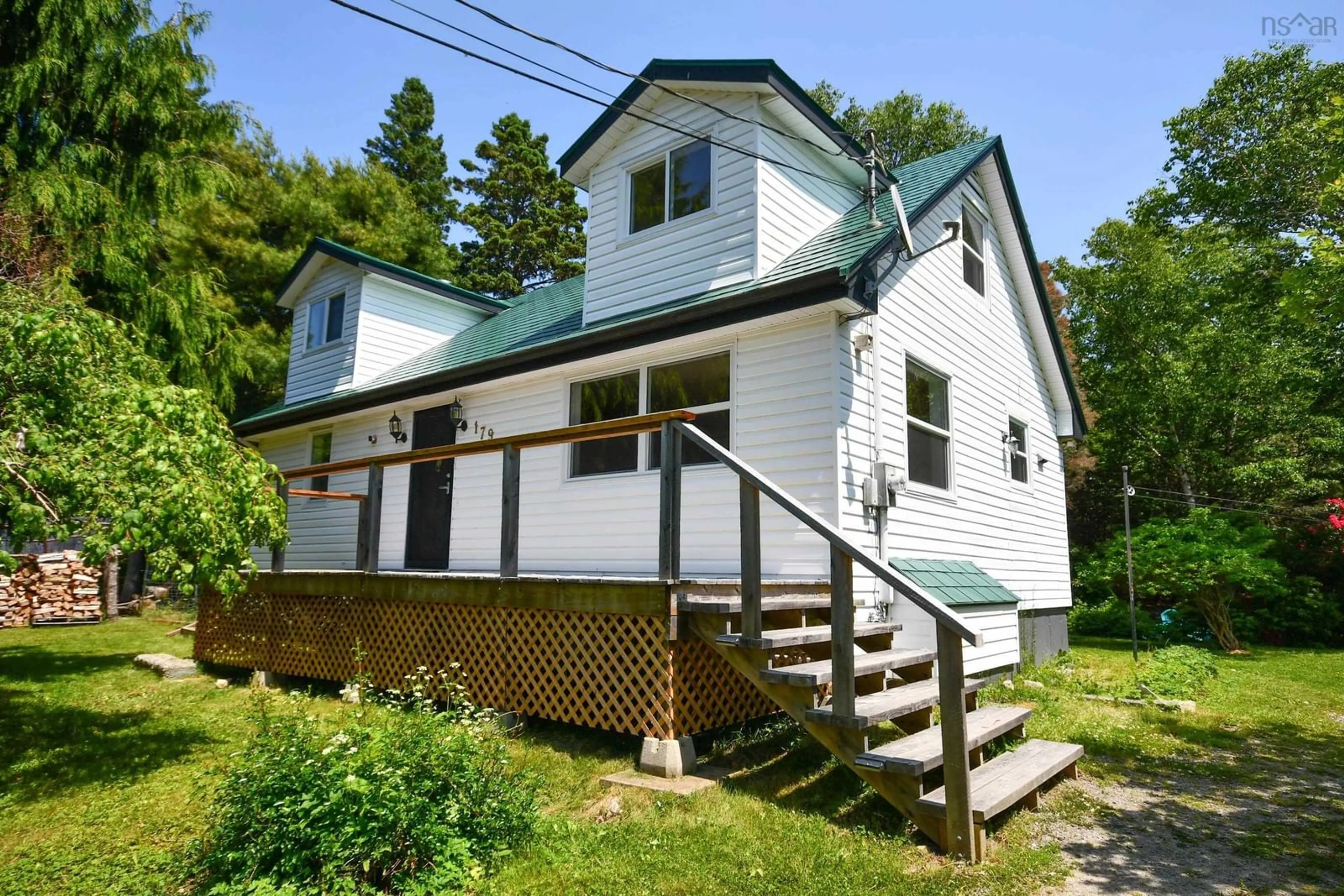 Home with vinyl exterior material, building for 179 Pauls Point Rd, Hackett's Cove Nova Scotia B3Z 3K6