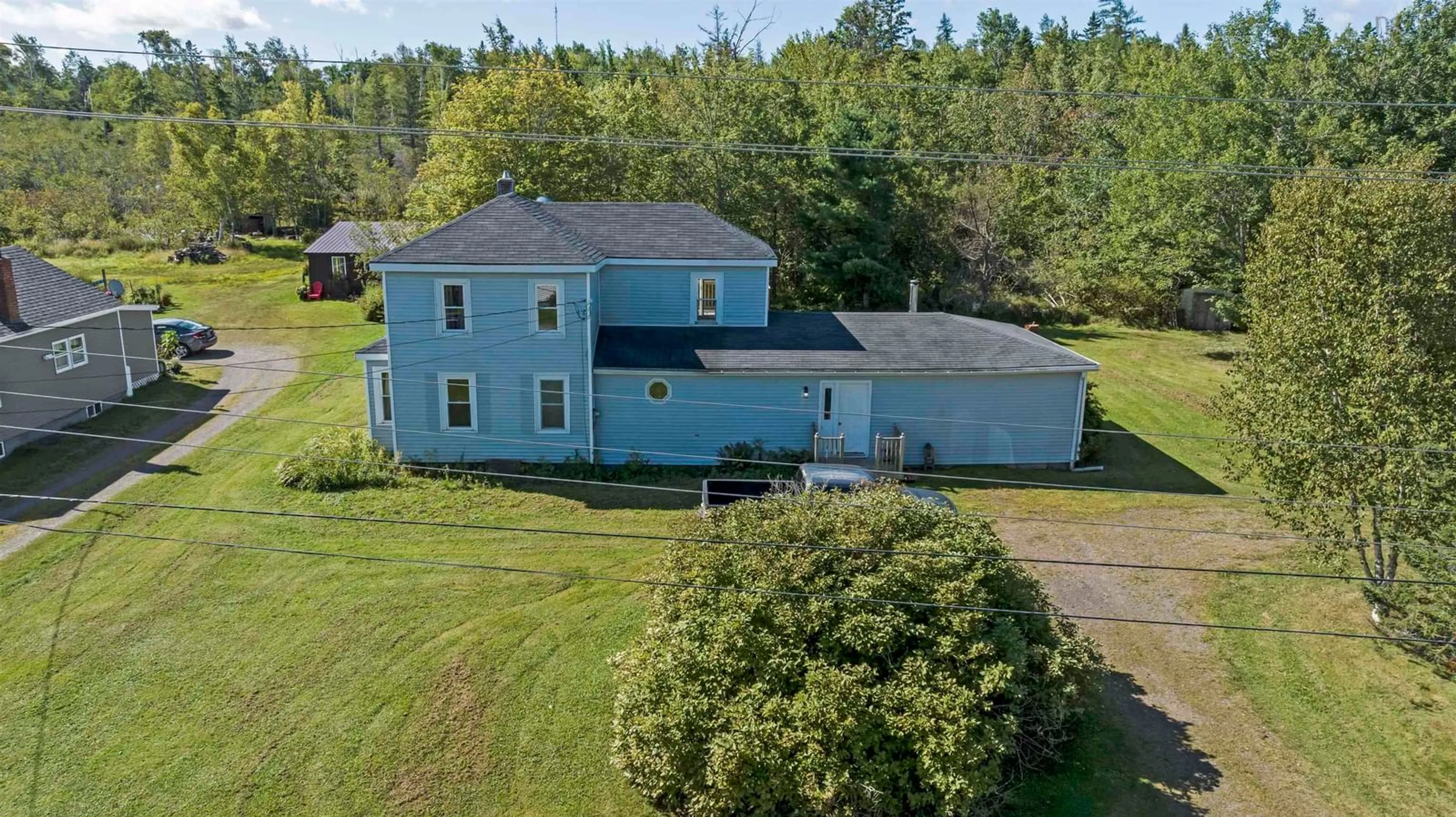 A pic from outside/outdoor area/front of a property/back of a property/a pic from drone, building for 5868 Highway 2, Bass River Nova Scotia B0M 1B0