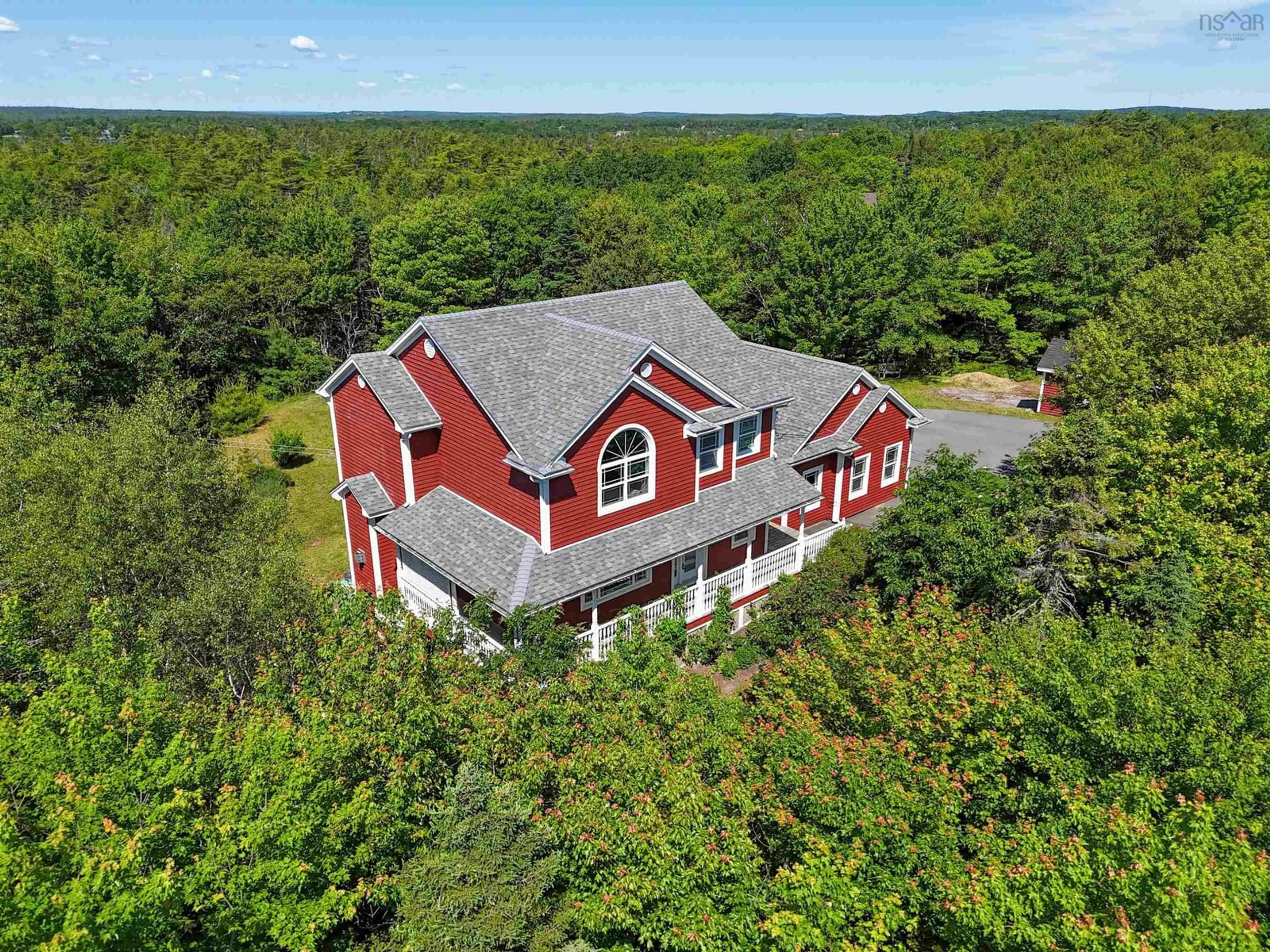 A pic from outside/outdoor area/front of a property/back of a property/a pic from drone, building for 41 Hawkins Dr, Hubley Nova Scotia B3Z 1B6