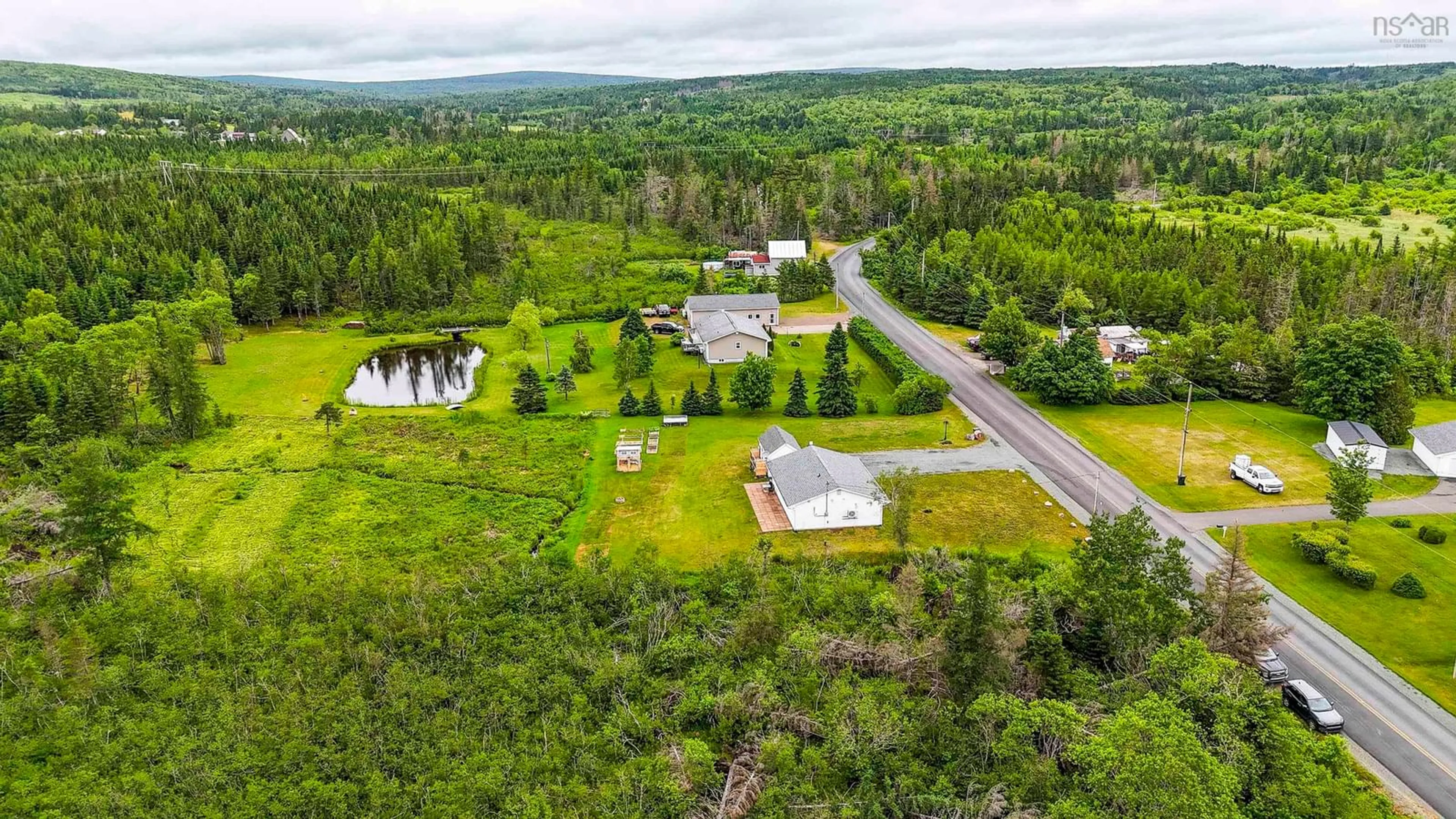 A pic from outside/outdoor area/front of a property/back of a property/a pic from drone, street for 259 Old Loop Highway 4, Kemptown Nova Scotia B6L 2J5