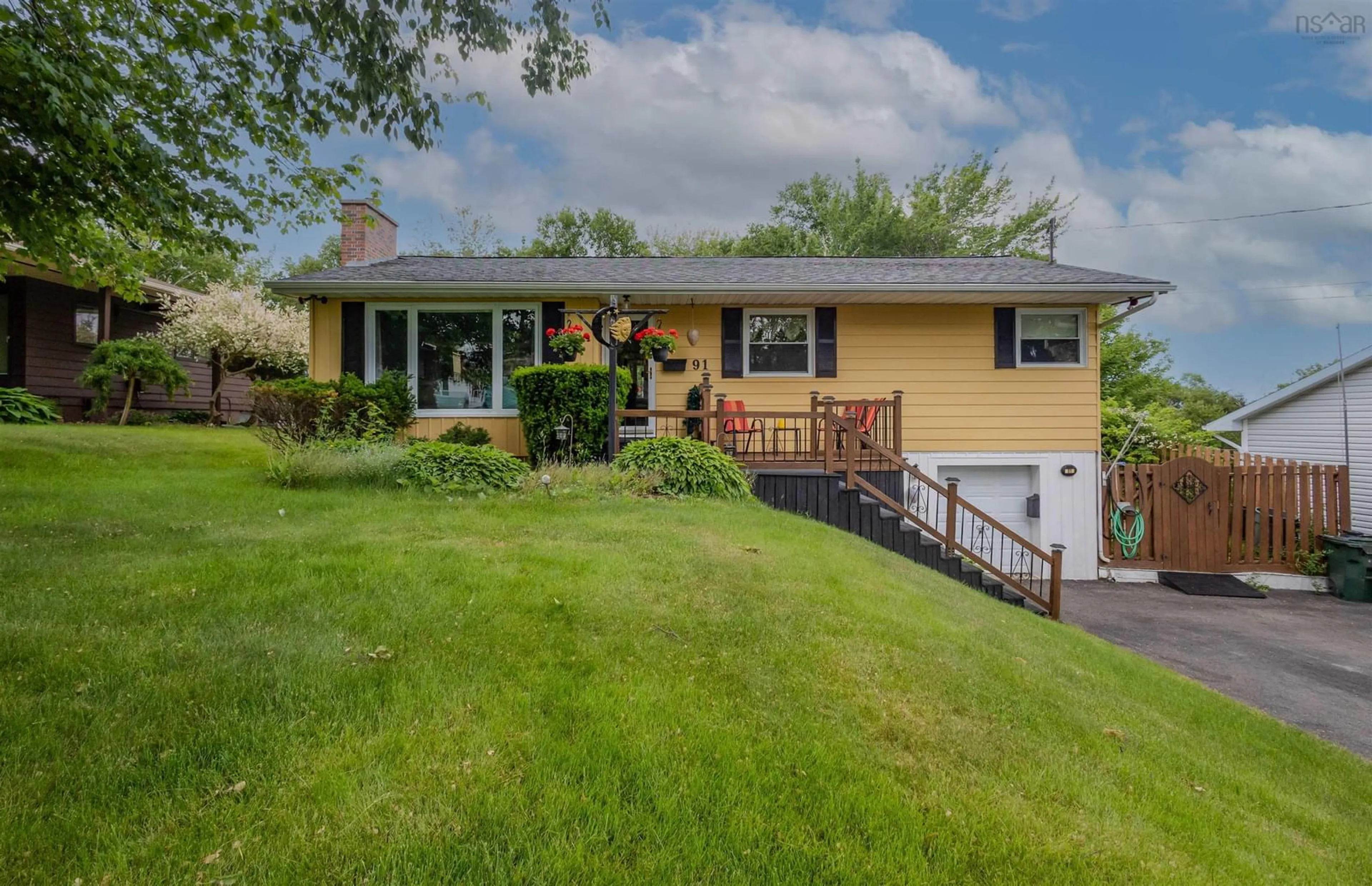 Home with vinyl exterior material, street for 91 Common St, Sydney Nova Scotia B1P 3L3