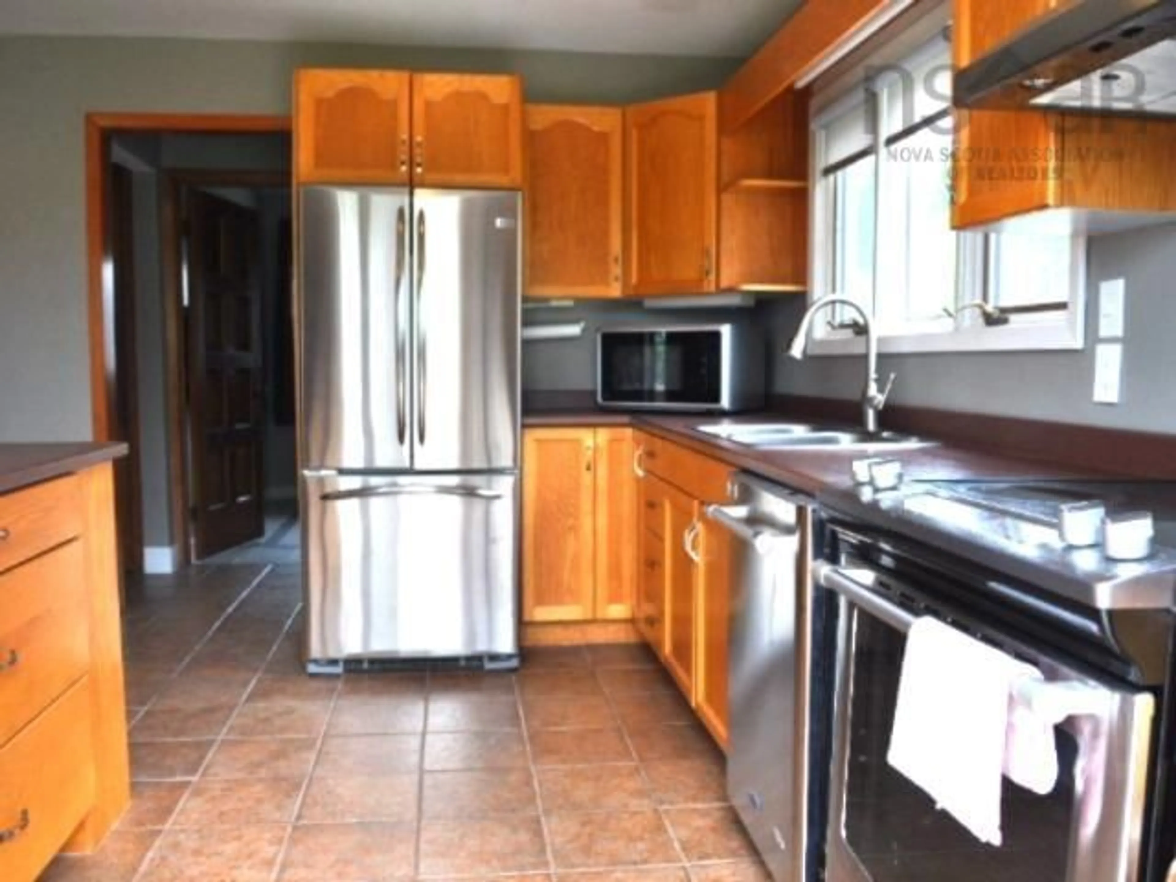 Standard kitchen, unknown for 150 Lyman St, Truro Nova Scotia B2N 4S4
