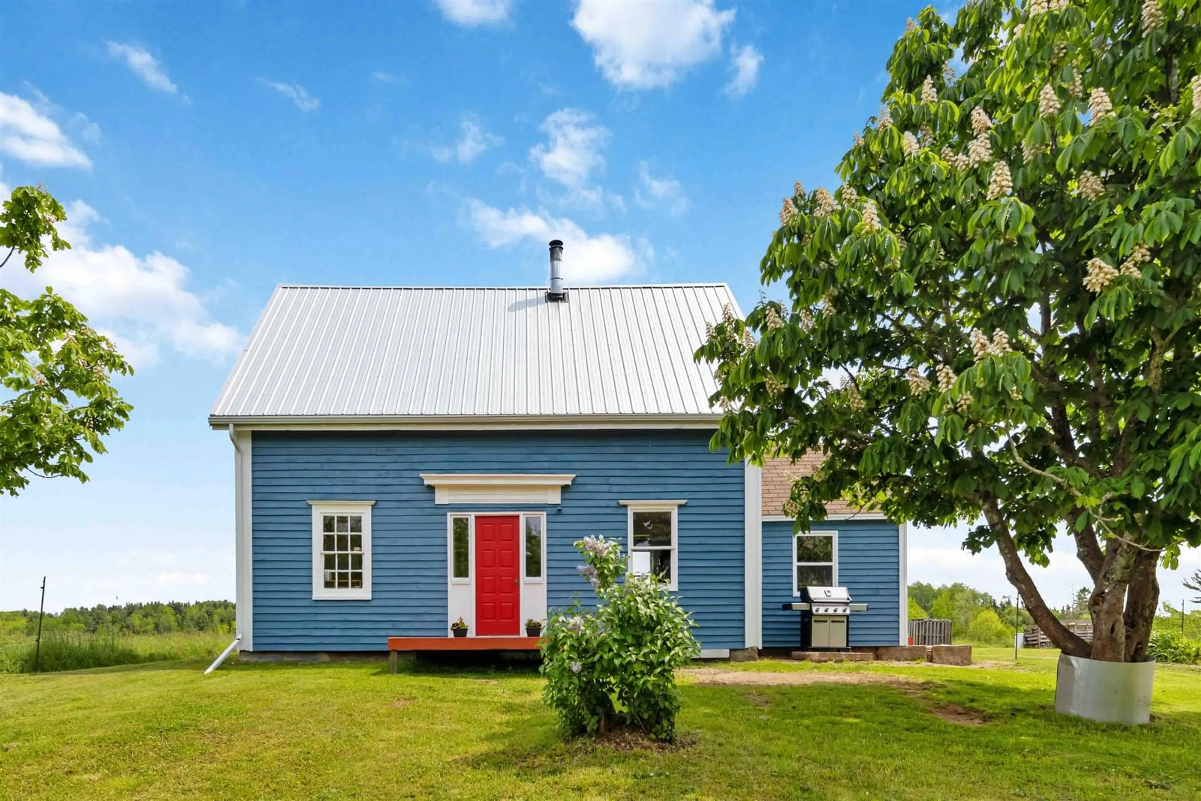 Home with vinyl exterior material, building for 326 Copeland Rd, New Germany Nova Scotia B0R 1E0