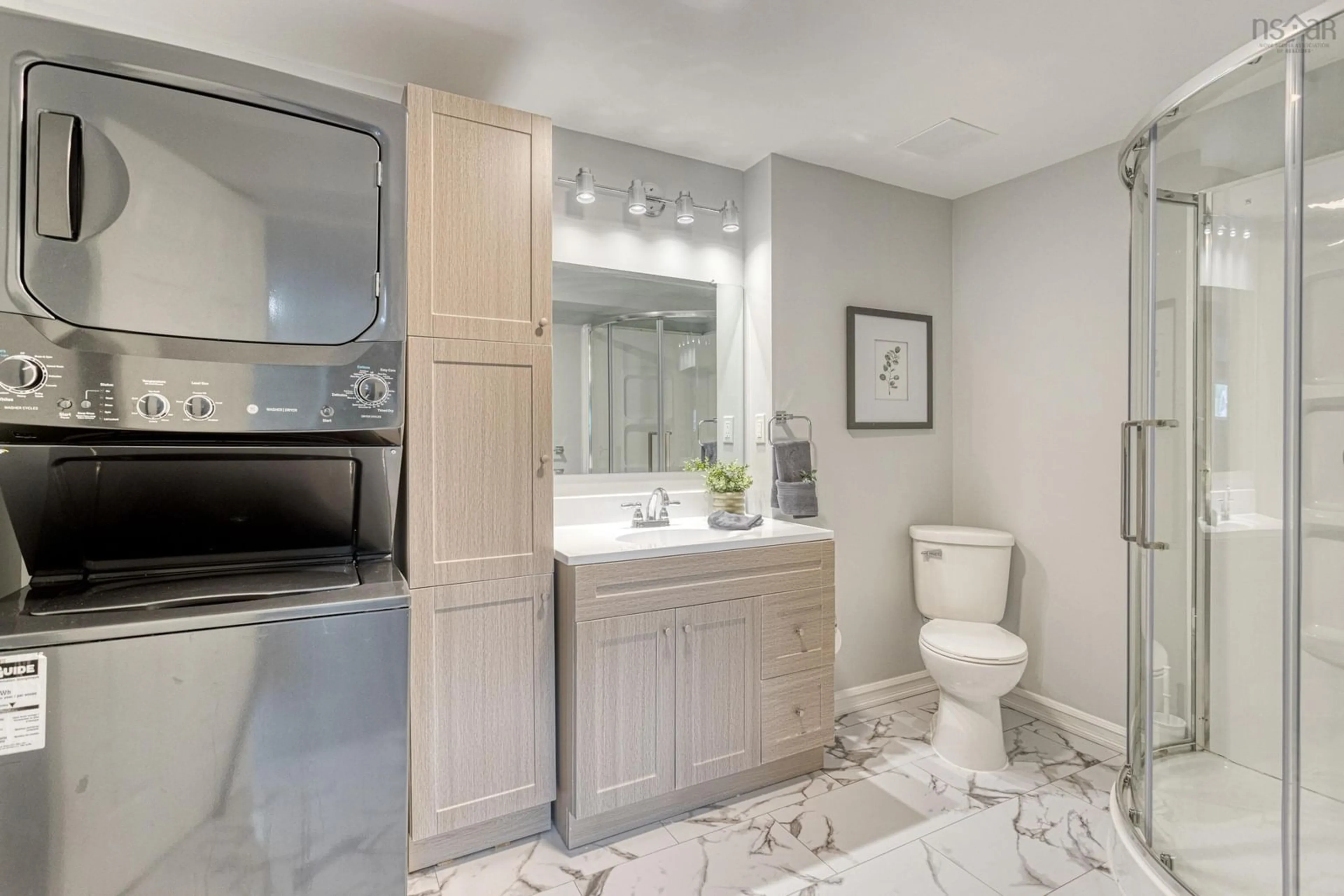 Contemporary bathroom, ceramic/tile floor for 1 Pernix Crt, Cole Harbour Nova Scotia B2W 4S7