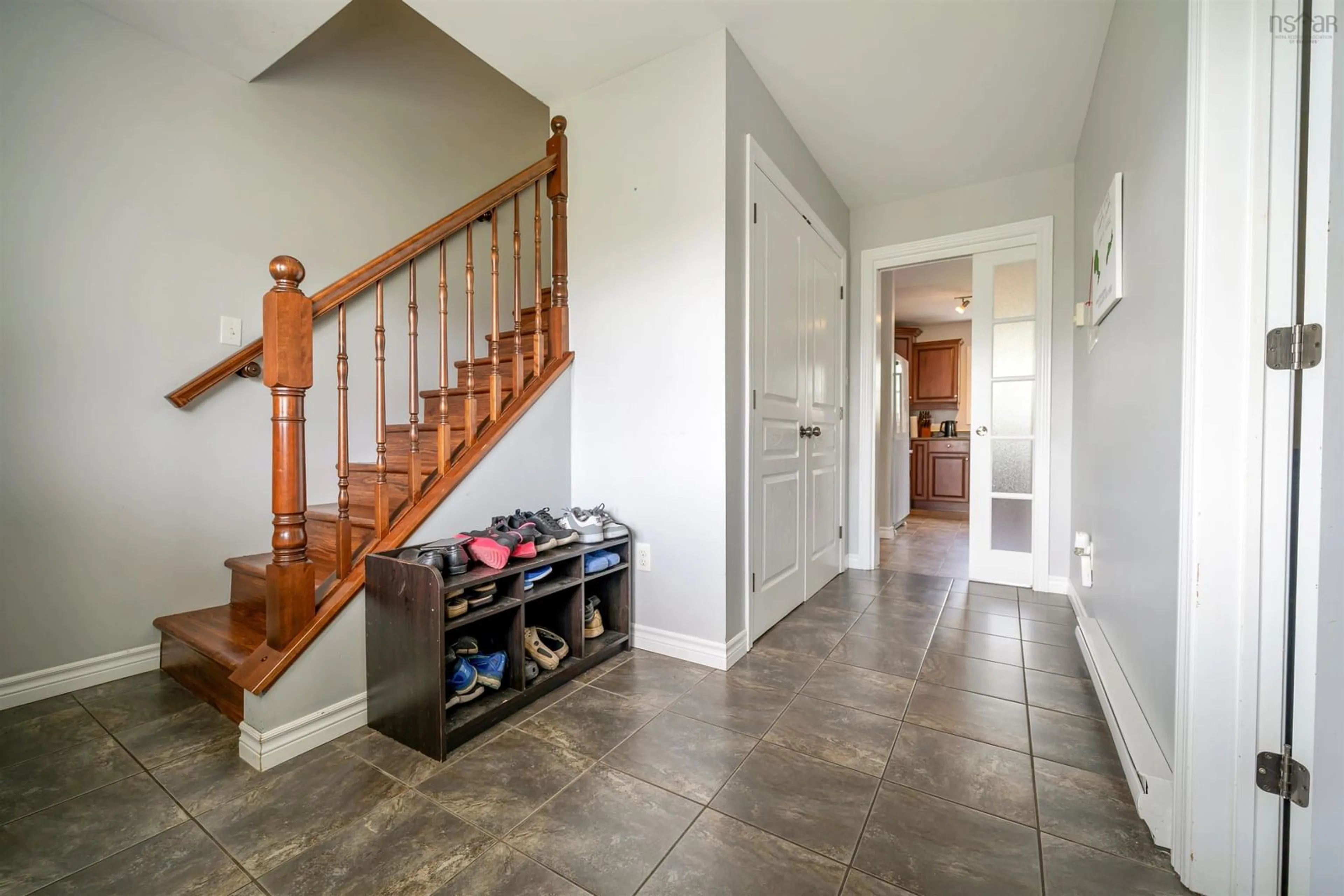 Indoor entryway for 25 Parkview Dr, New Glasgow Nova Scotia B2H 0E6