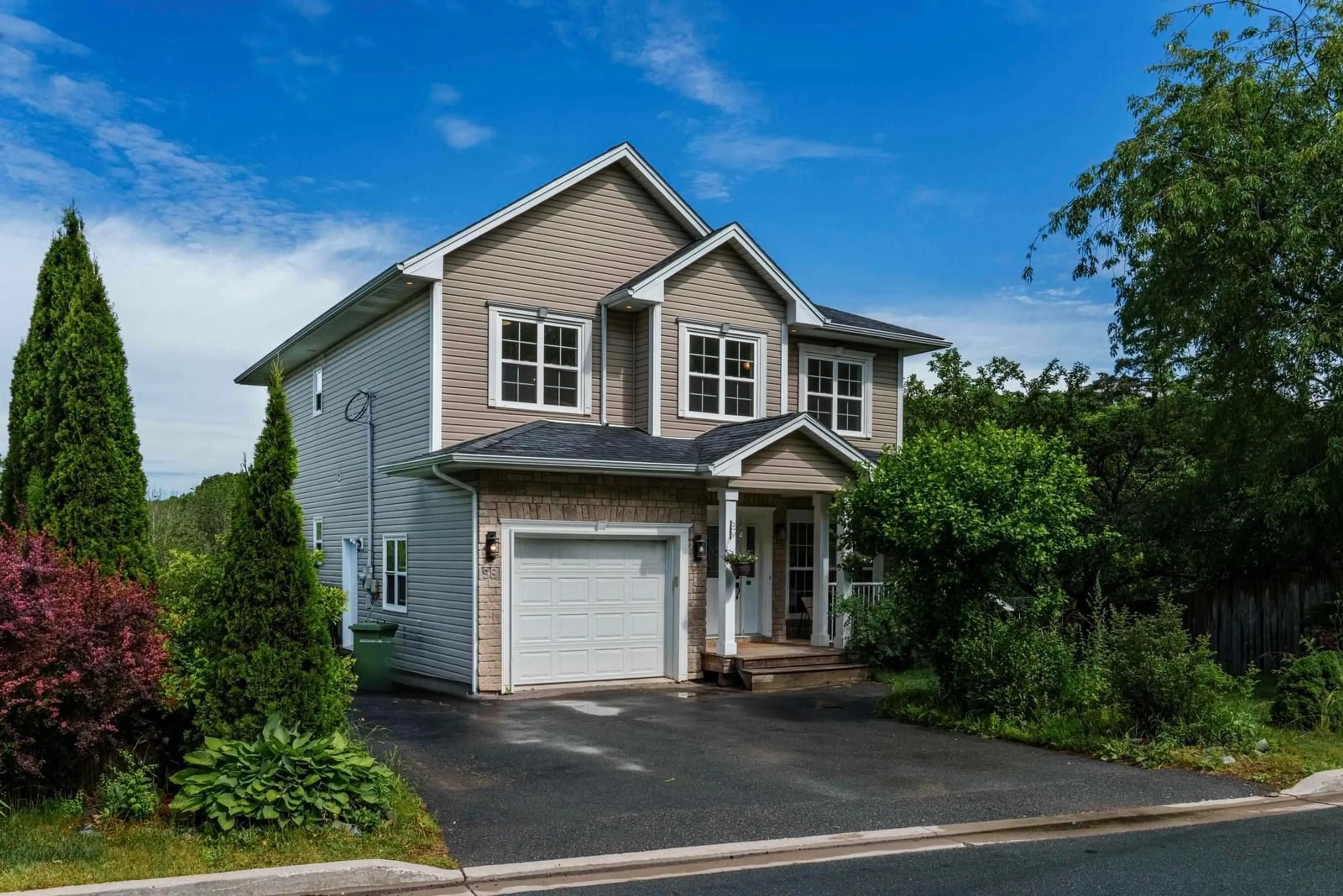Home with vinyl exterior material, street for 98 Golf Links Rd, Bedford Nova Scotia B4A 2J3