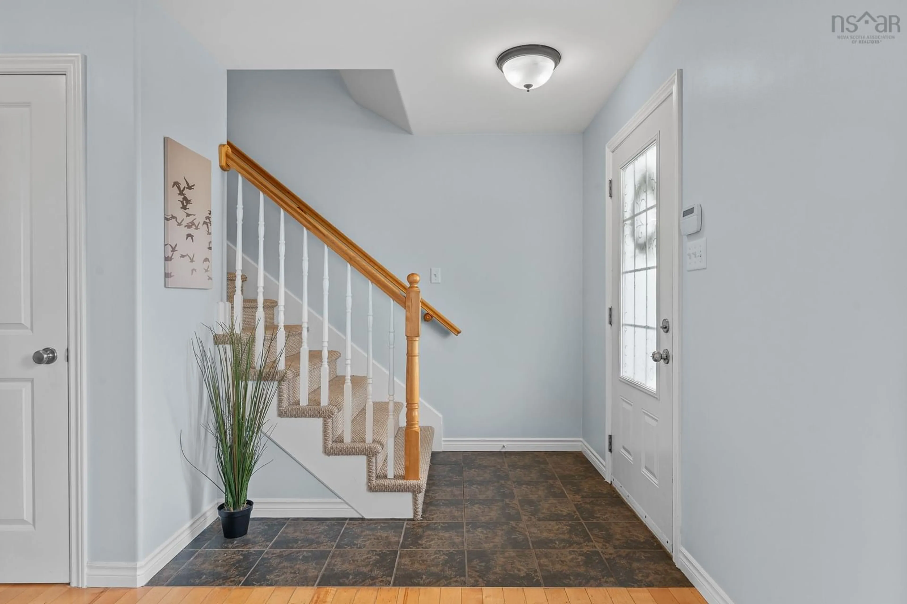 Indoor entryway for 51 Katrina Cres, Halifax Nova Scotia B3P 0C2