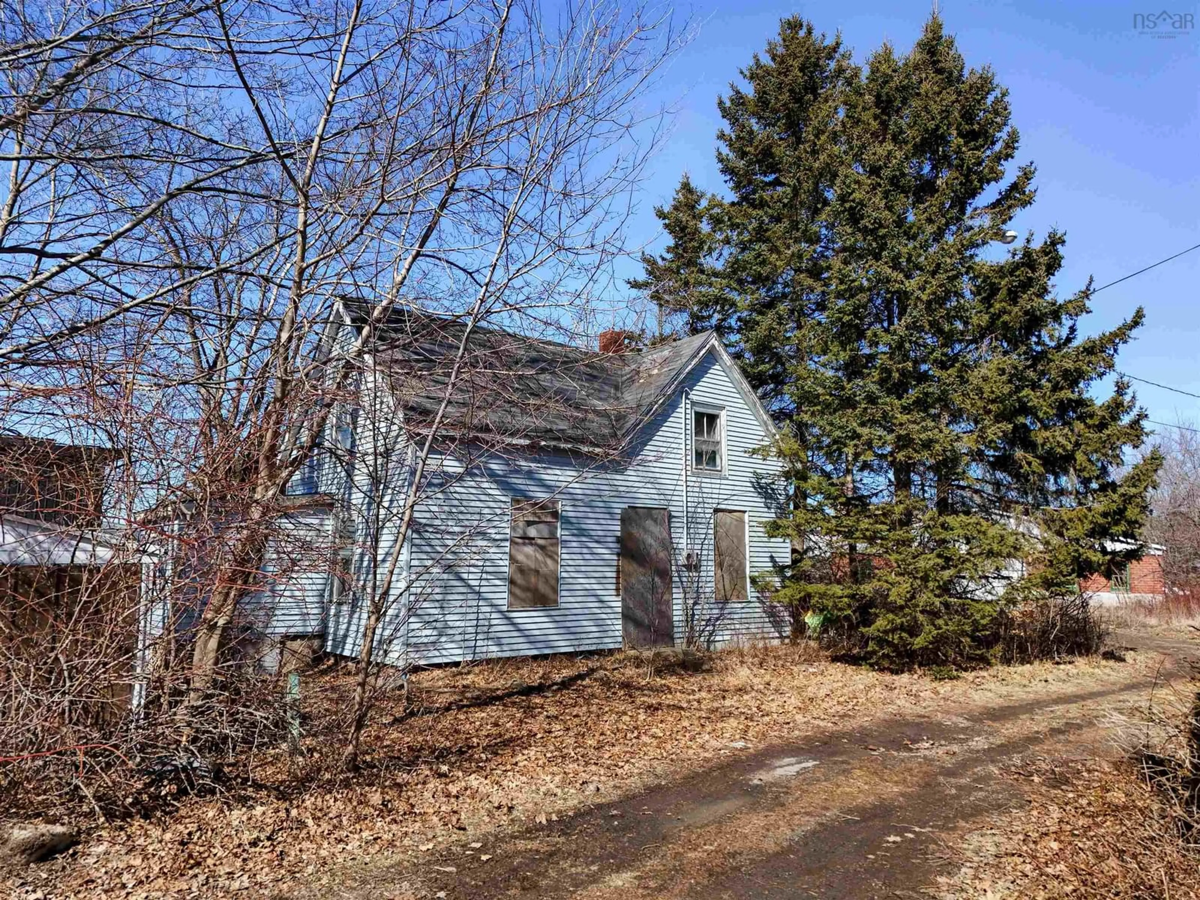 A pic from outside/outdoor area/front of a property/back of a property/a pic from drone, street for 2 Fox Lane, Windsor Nova Scotia B0N 2T0