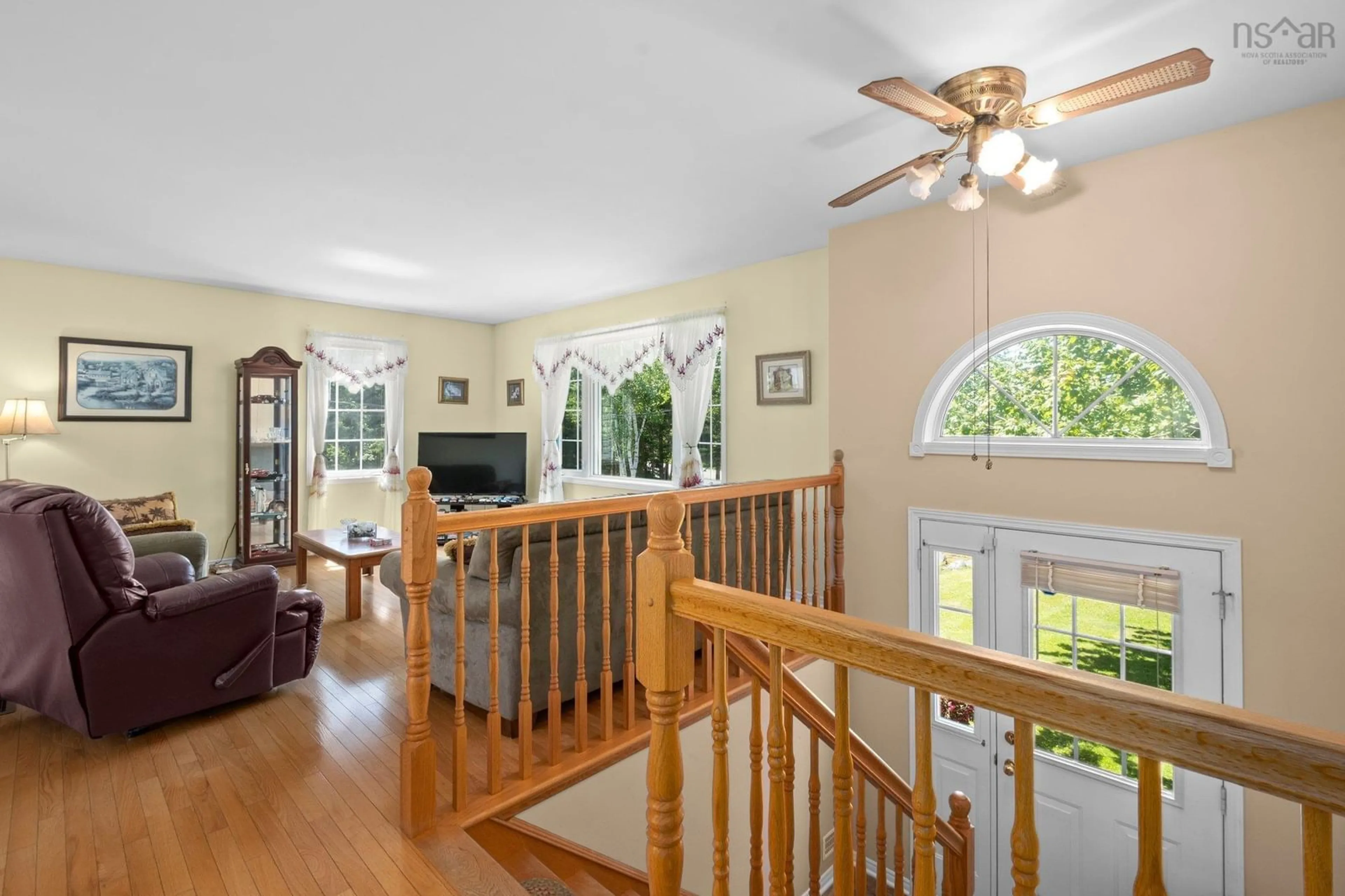 Indoor foyer for 501 Ostrea Lake Rd, Ostrea Lake Nova Scotia B0J 2L0