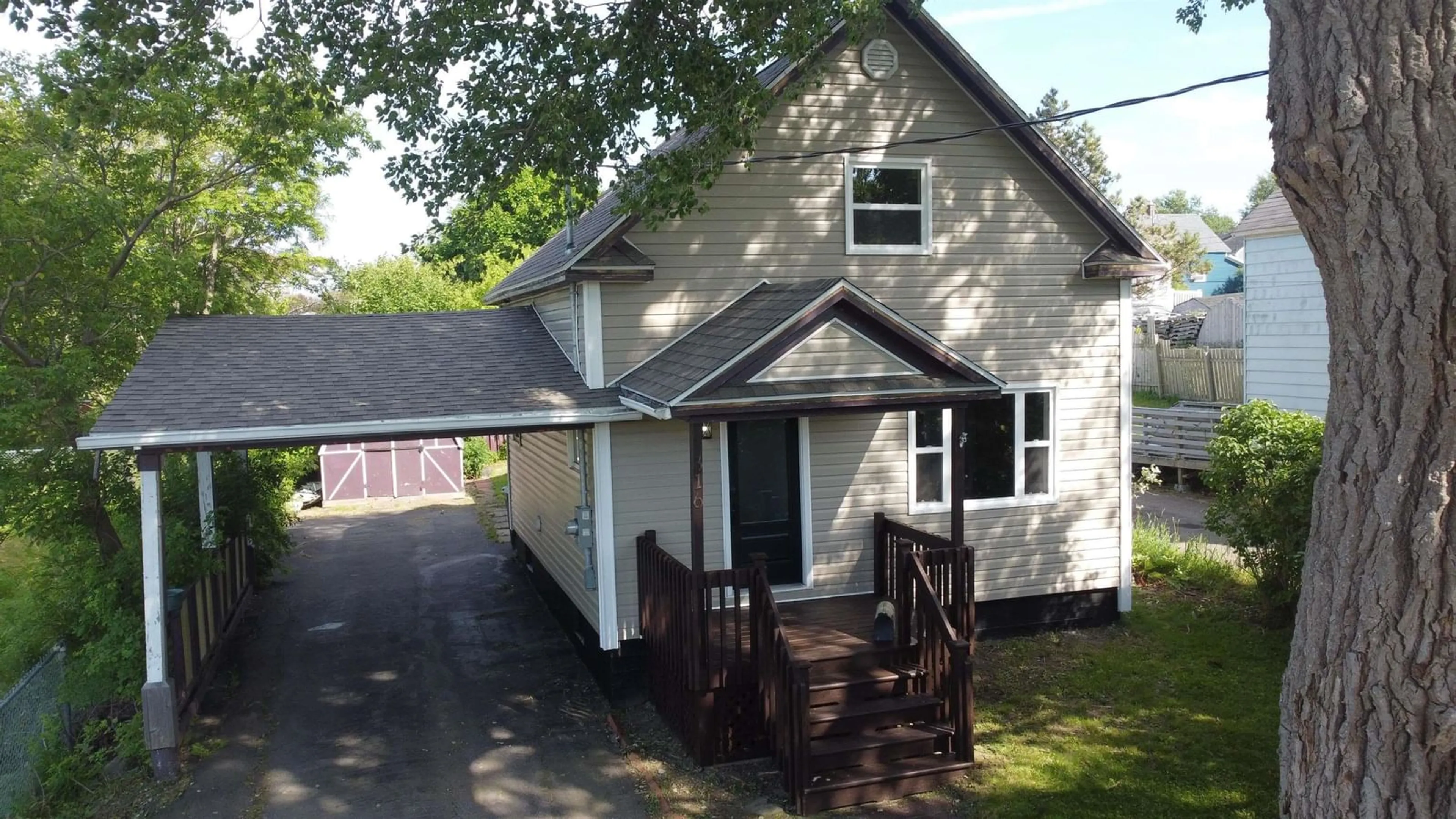 A pic from outside/outdoor area/front of a property/back of a property/a pic from drone, street for 316 Mahon St, New Waterford Nova Scotia B1H 3H5