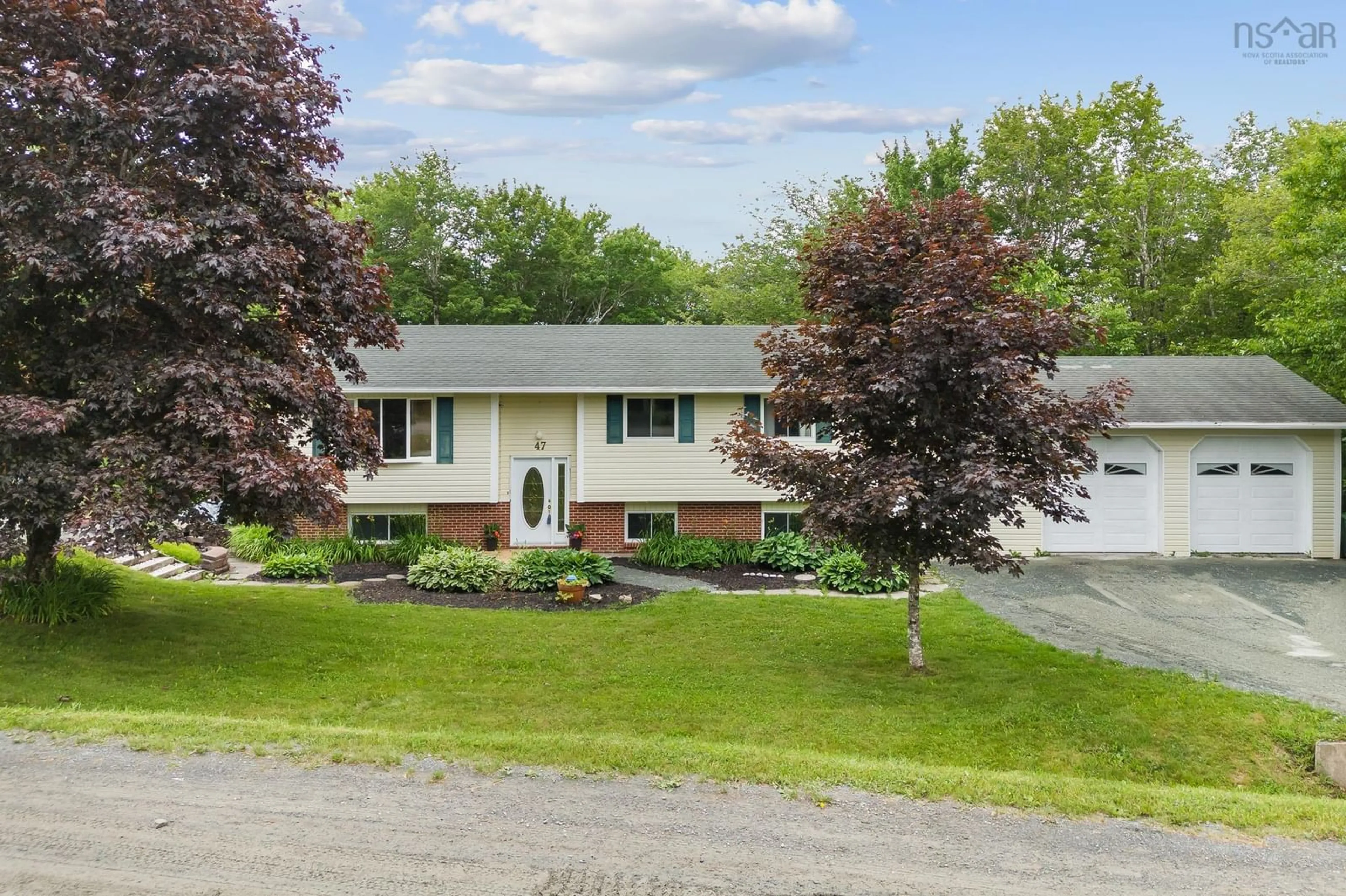A pic from outside/outdoor area/front of a property/back of a property/a pic from drone, street for 47 Pinewood Dr, Lakelands Nova Scotia B0N 1Z0