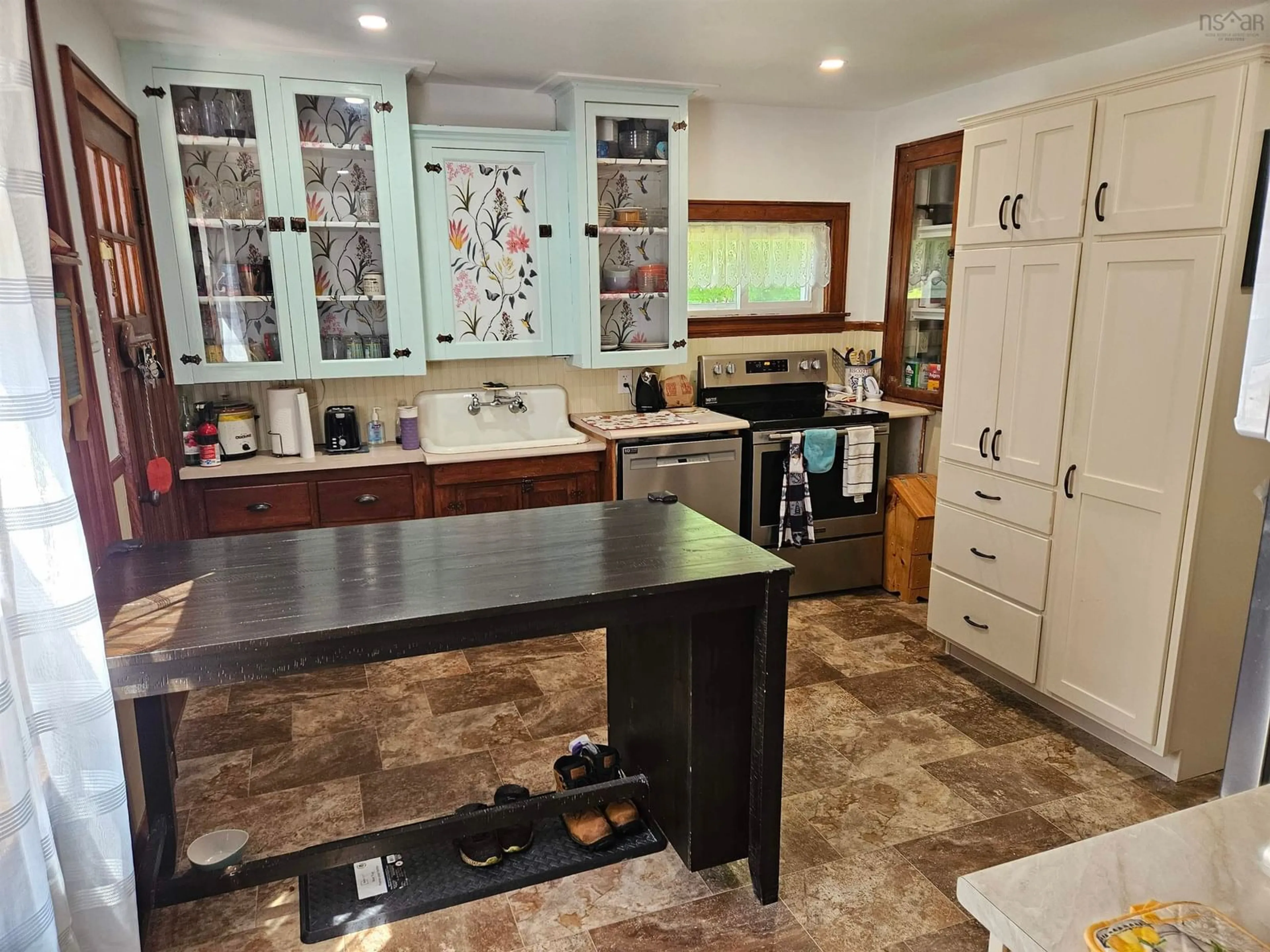 Open concept kitchen, ceramic/tile floor for 10815 Highway 2, Masstown Nova Scotia B0M 1G0