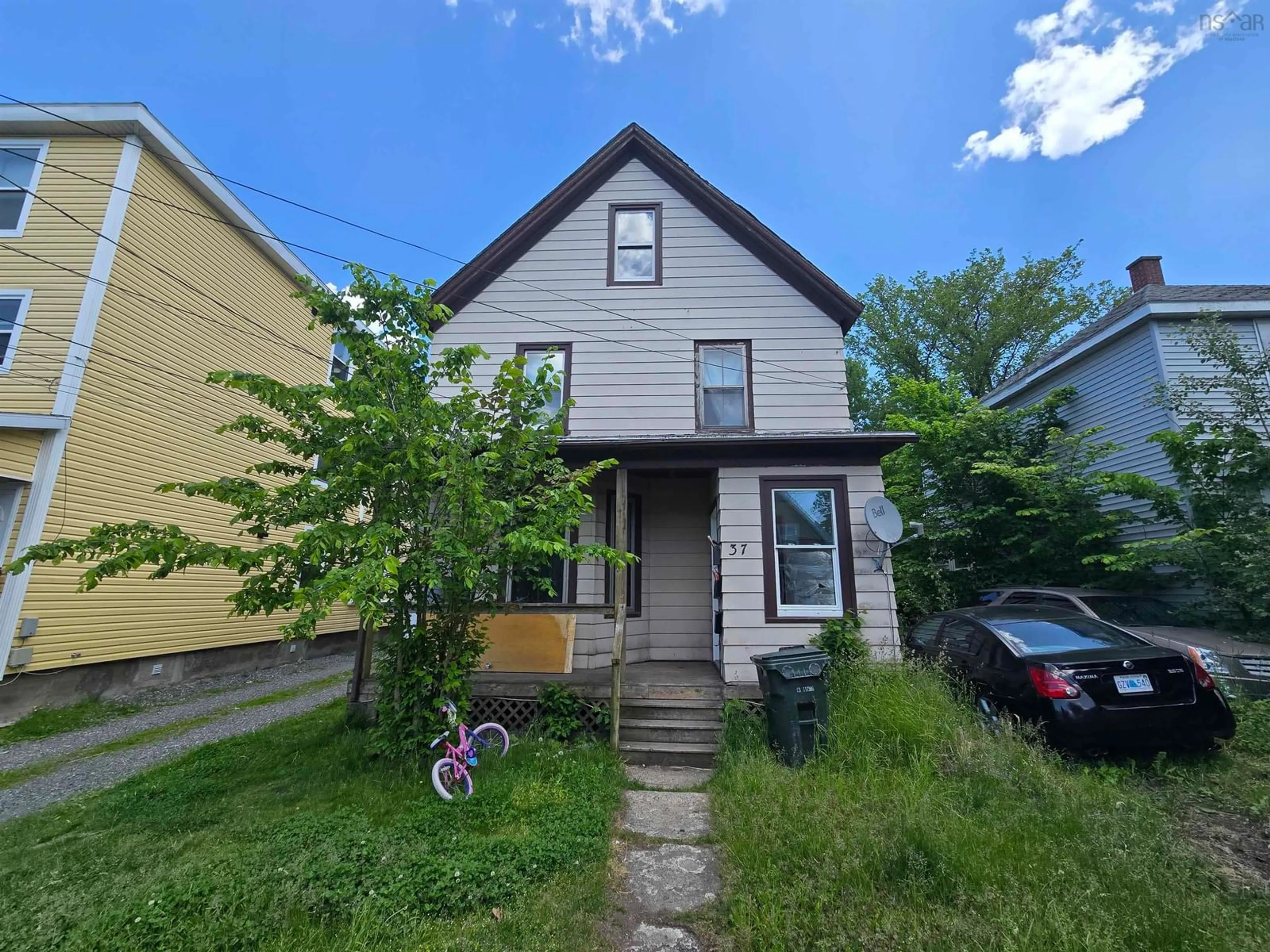 A pic from outside/outdoor area/front of a property/back of a property/a pic from drone, street for 37 Dolbin, Sydney Nova Scotia B1P 1S4