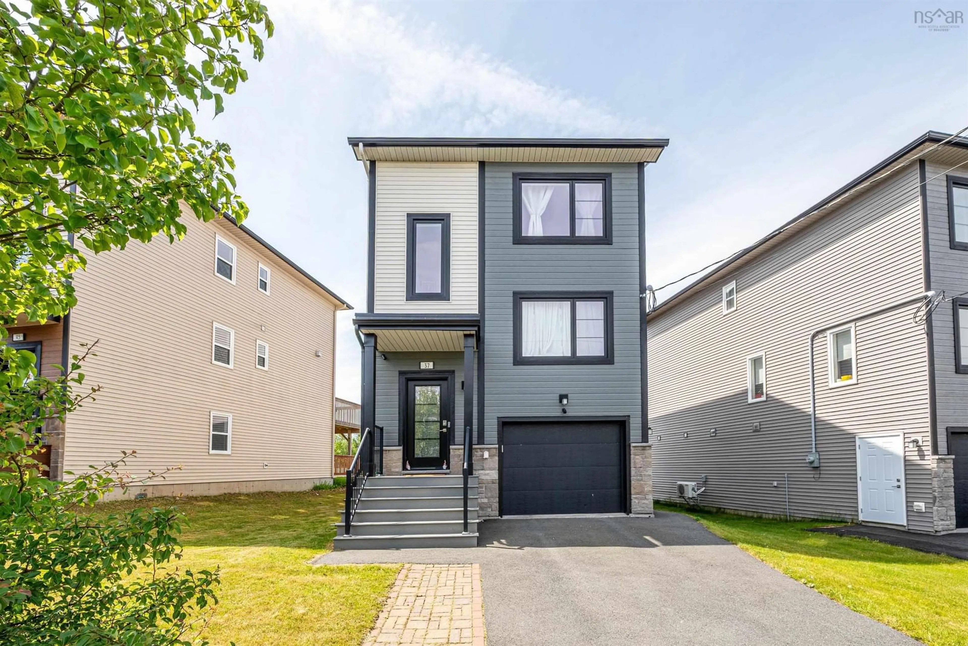 Unknown for 37 Onyx Cres, Halifax Nova Scotia B3P 0H5