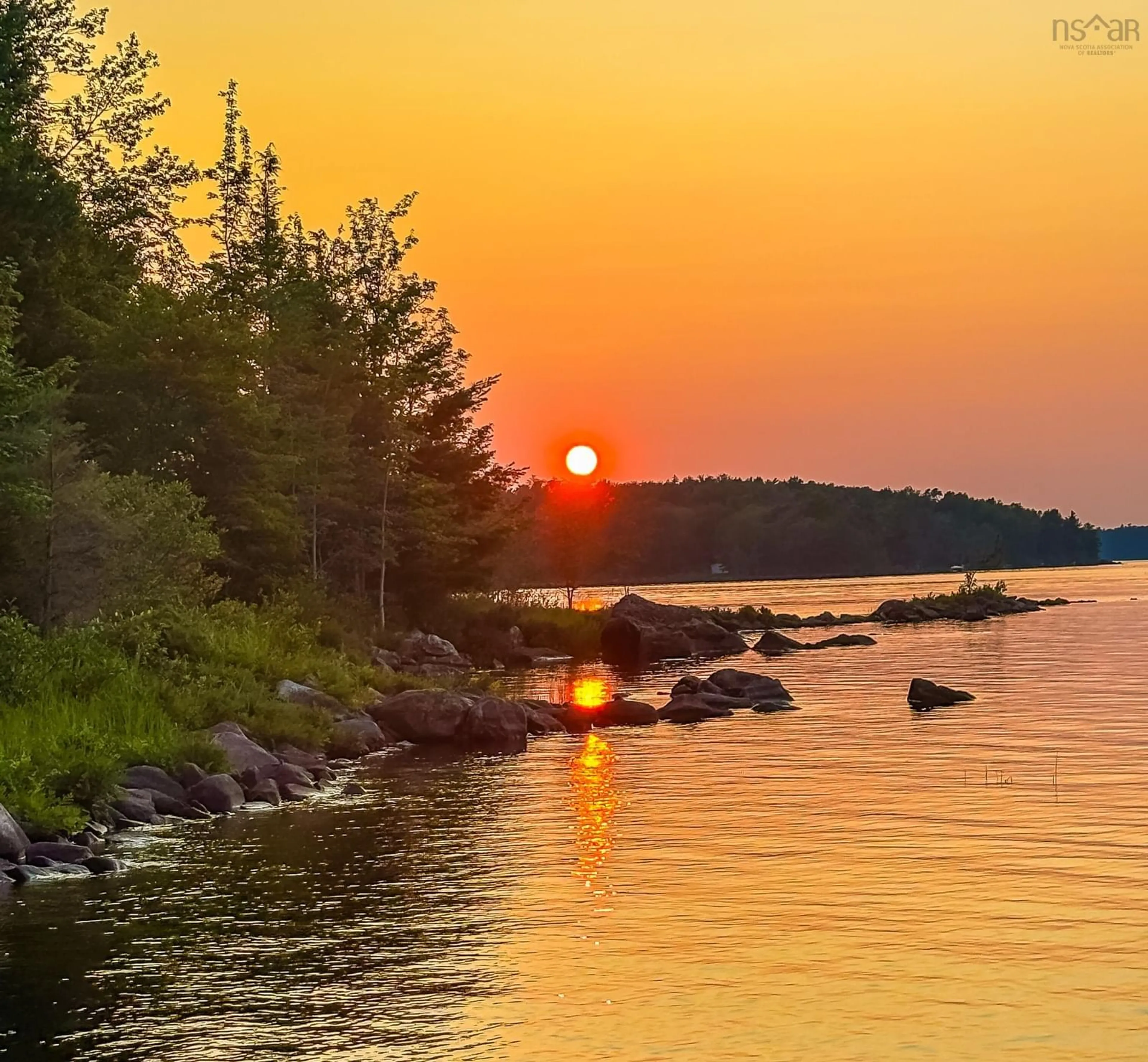 Blurry image for 87 Sunset Linkway, Labelle Nova Scotia B0T 1E0
