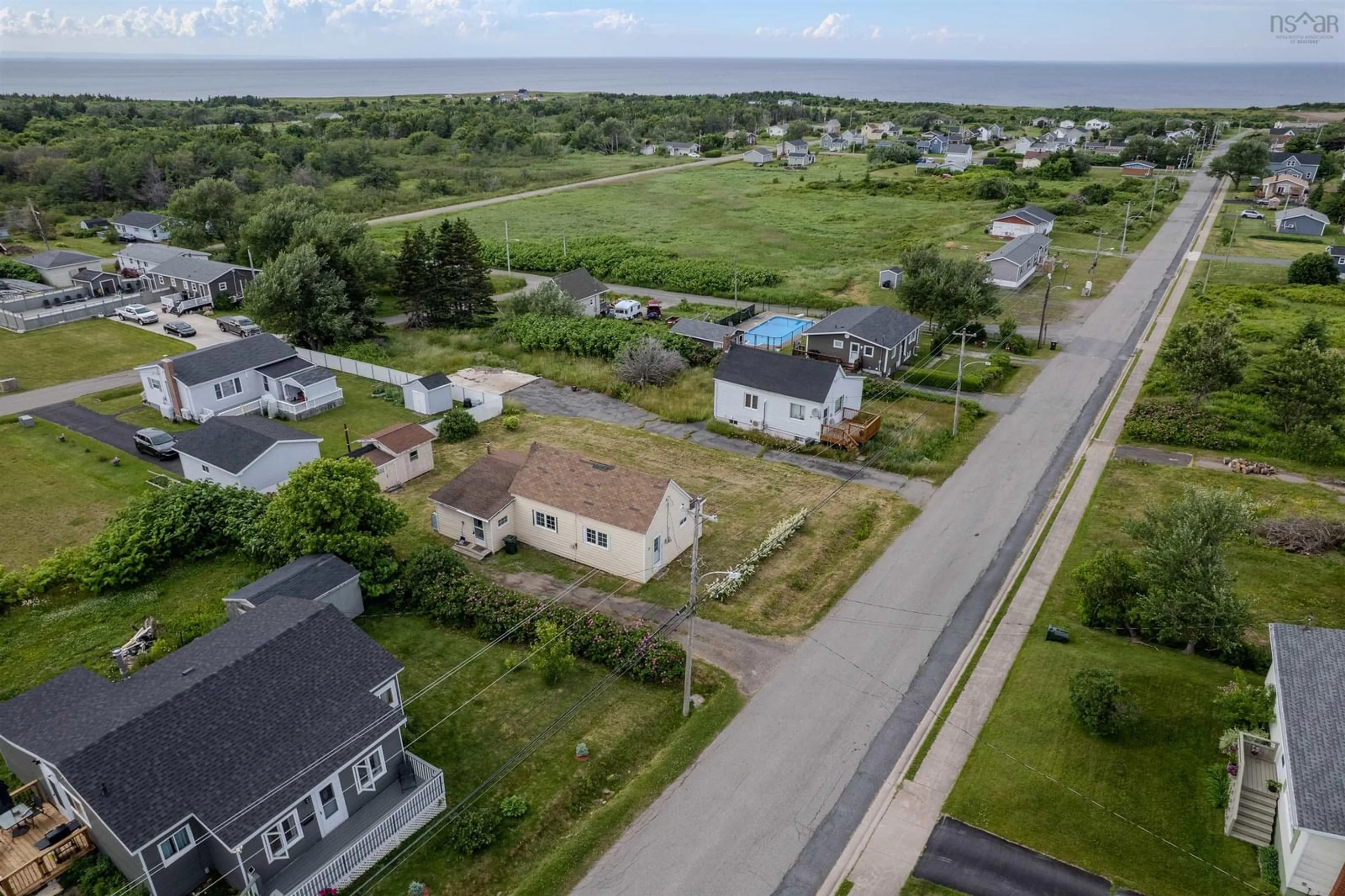 A pic from outside/outdoor area/front of a property/back of a property/a pic from drone, street for 29 South St, Donkin Nova Scotia B1A 6S9