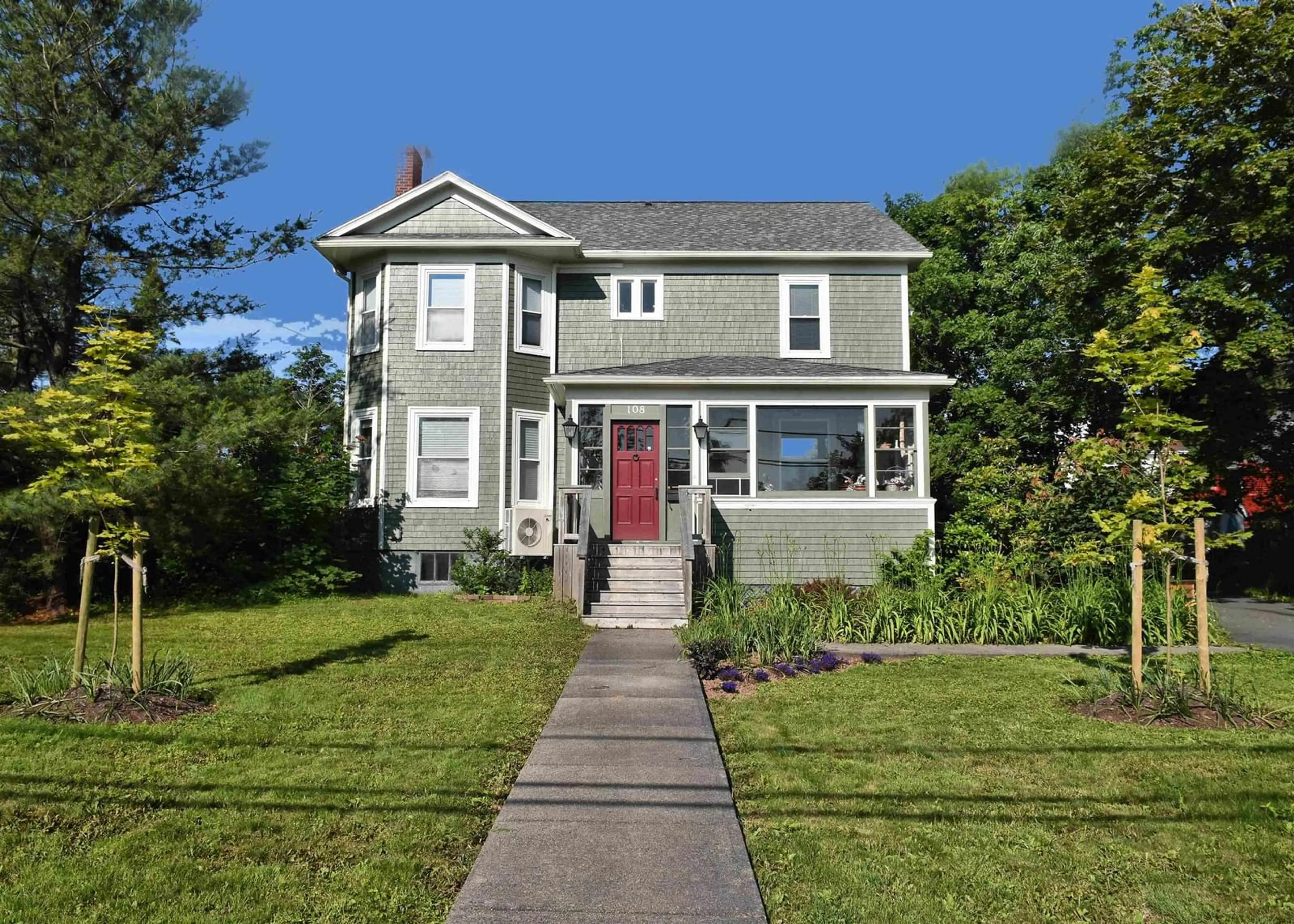 Home with vinyl exterior material, street for 108 Church Street, Antigonish, Nova Scotia, Antigonish Nova Scotia B2G 2E4