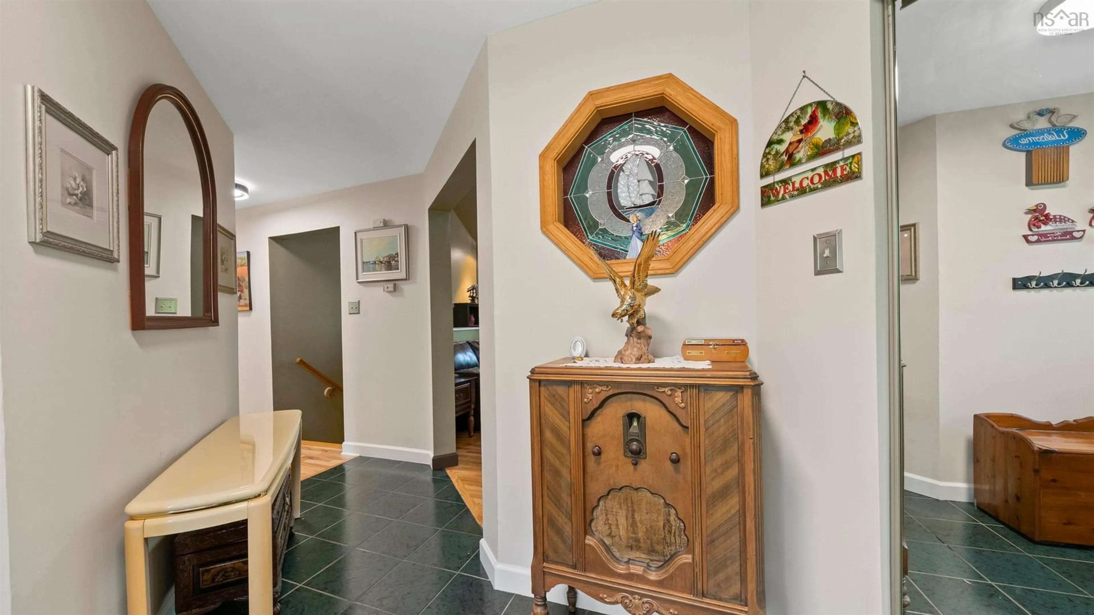 Indoor foyer for 777 Cobequid Rd, Lower Sackville Nova Scotia B4C 4A2