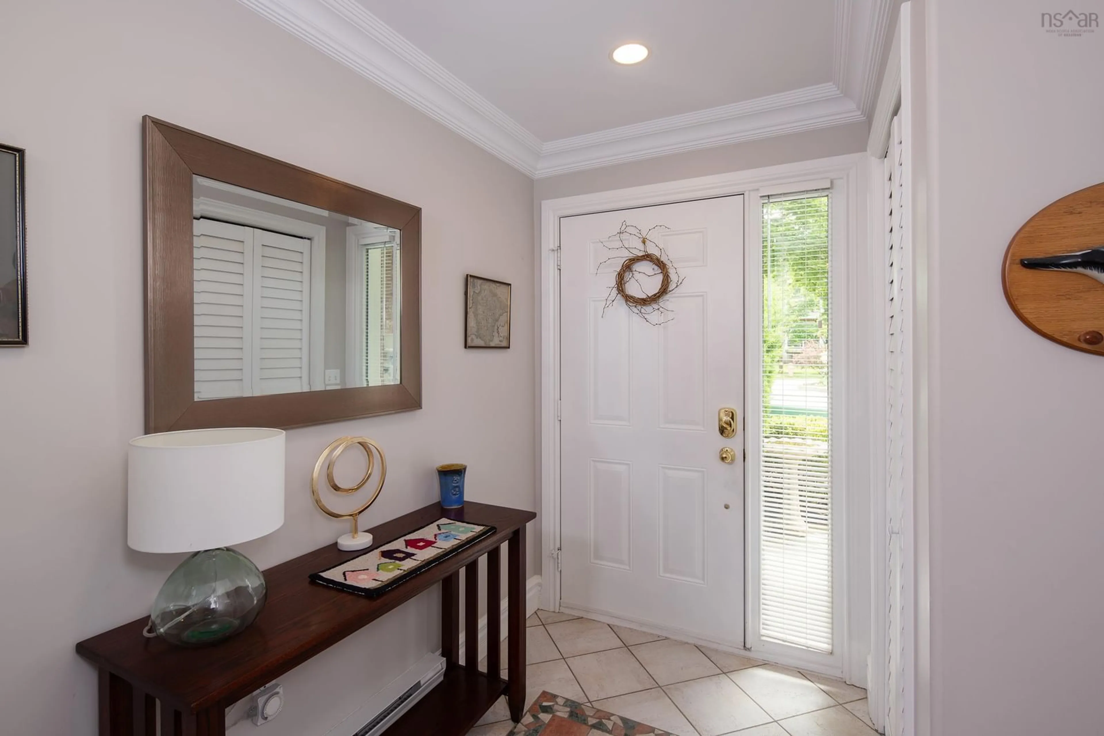 Indoor entryway for 4 Arthur Lismer Crt, Bedford Nova Scotia B4A 4B4
