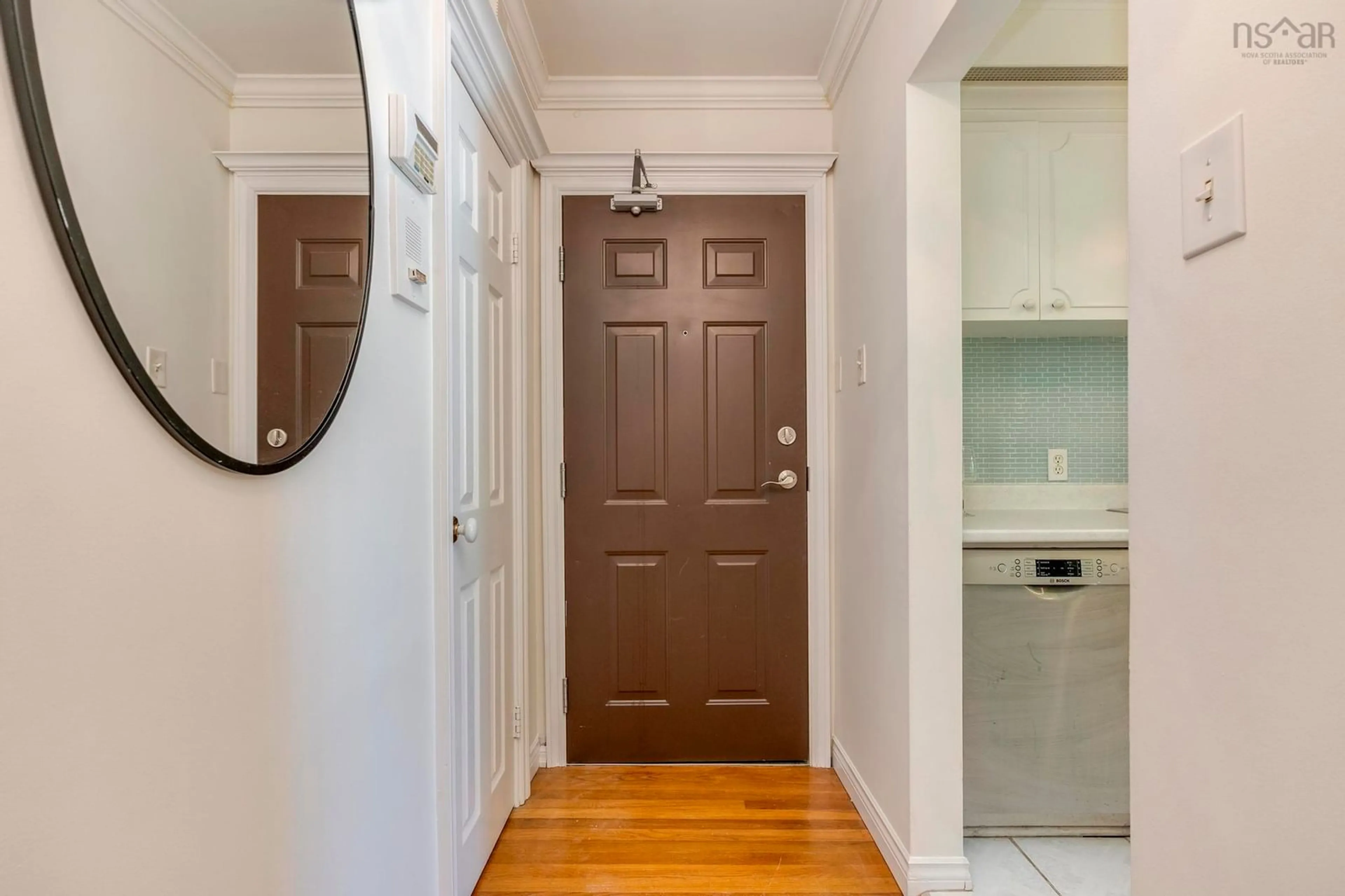 Indoor entryway for 1510 Lilac St #41, Halifax Nova Scotia B3H 3W3