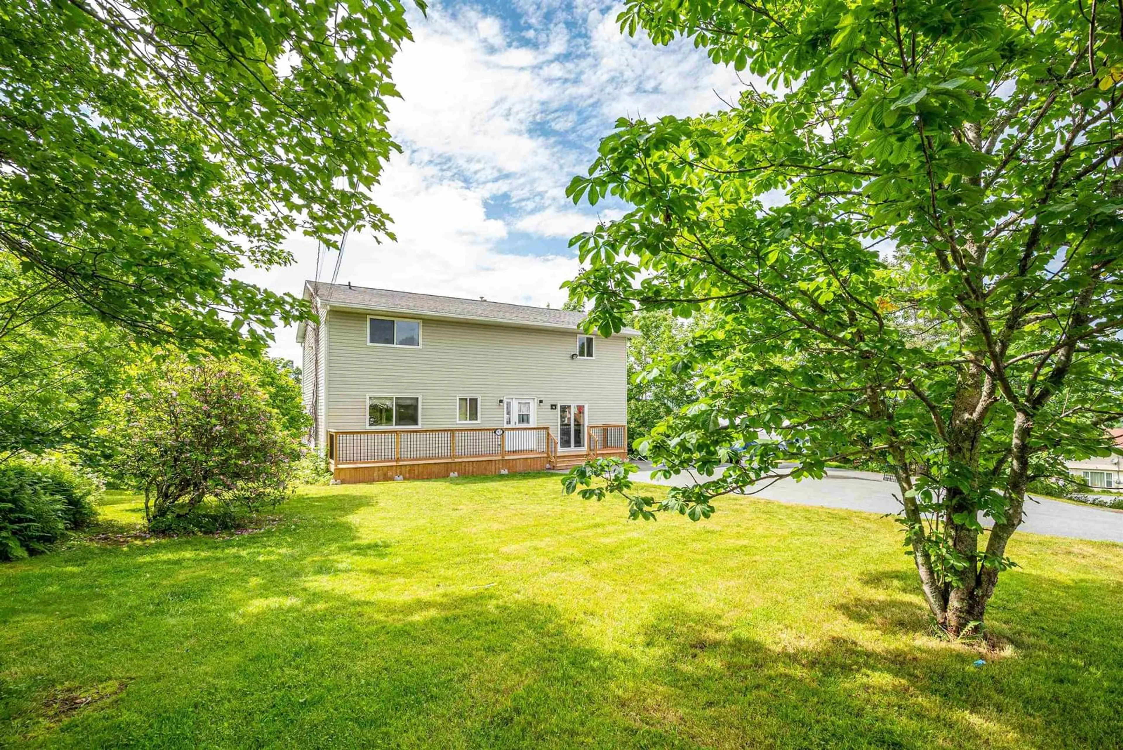 A pic from outside/outdoor area/front of a property/back of a property/a pic from drone, unknown for 92 First St, Middle Sackville Nova Scotia B4E 1T1